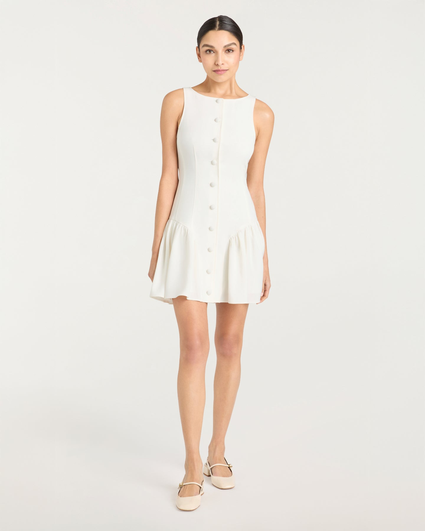 cinq a sept white dress Emmie Gown 10 / Ivory Casual dresses Find a front porch and a cold drink because they both pair perfectly with this deeply charming midi dress. Beaut en Blanc Cinq