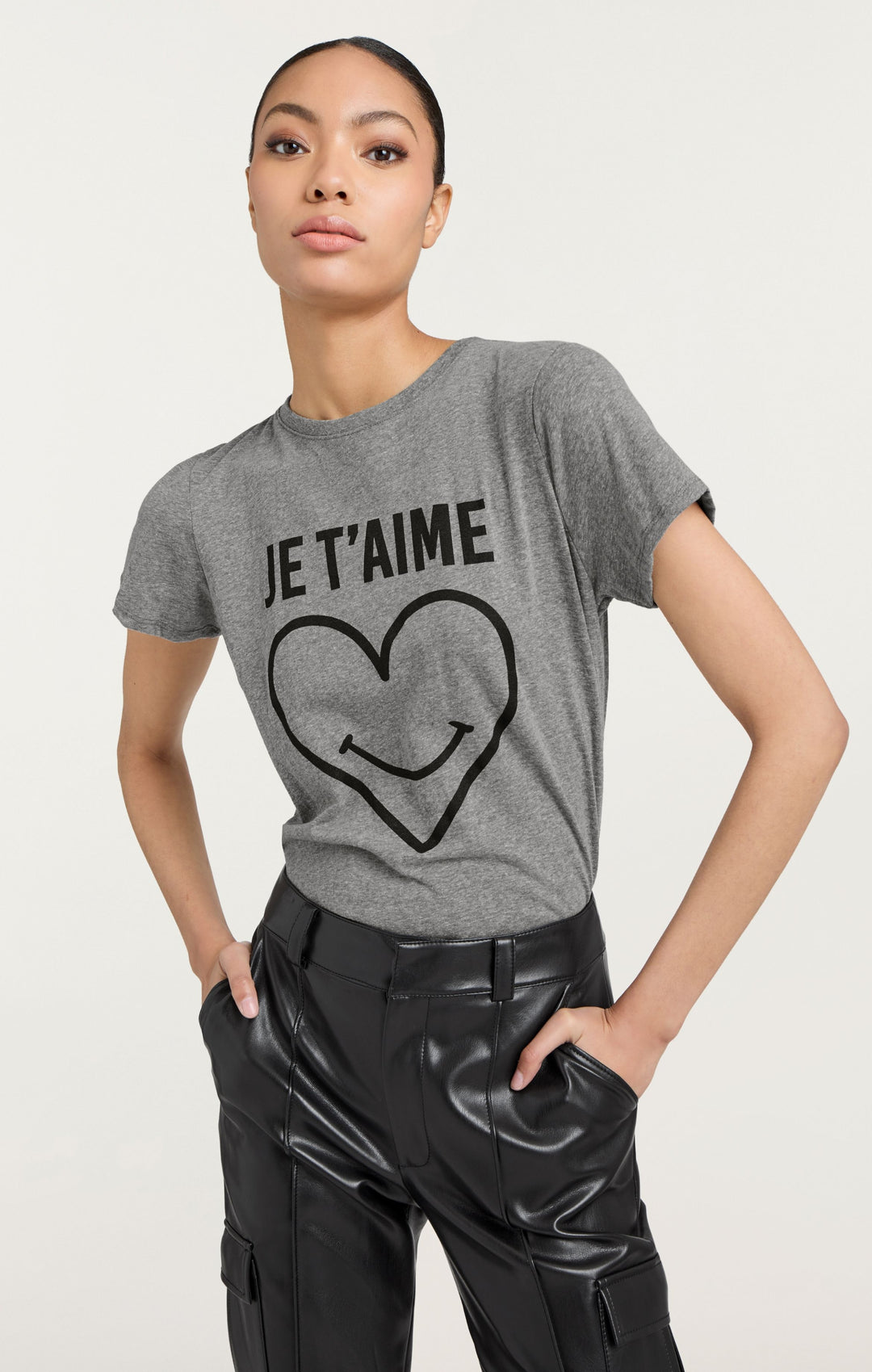 Smiling Heart Tee – Cinq à Sept