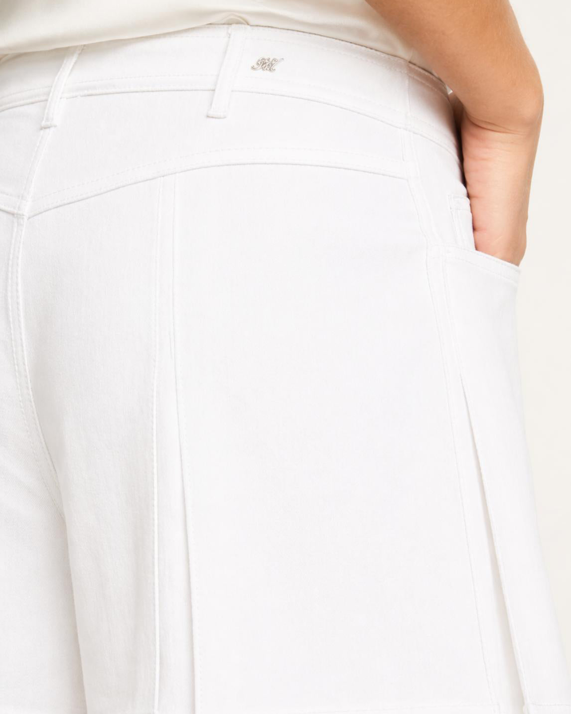 Desi Jean Short