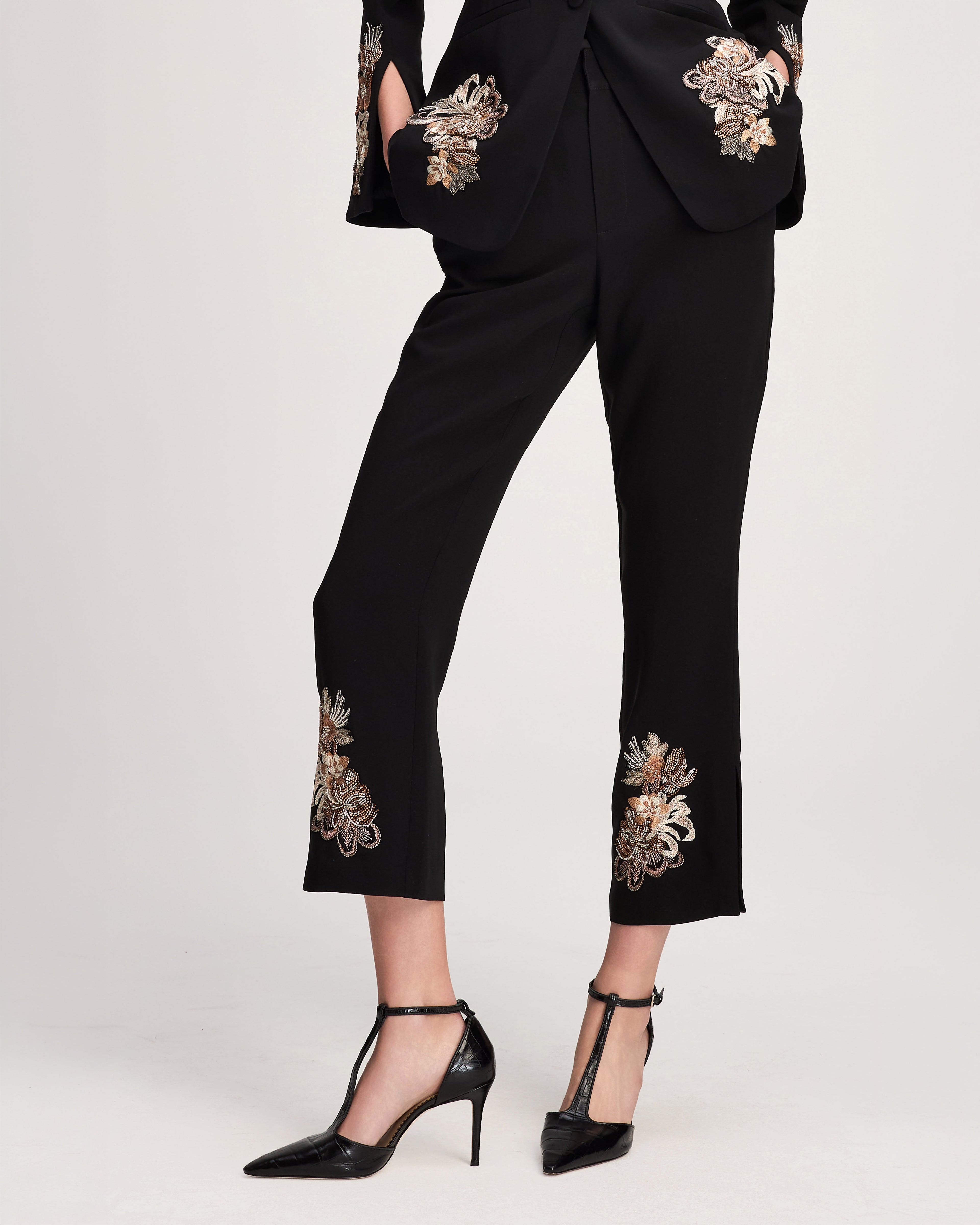 Floral Border Cropped Kerry Pant