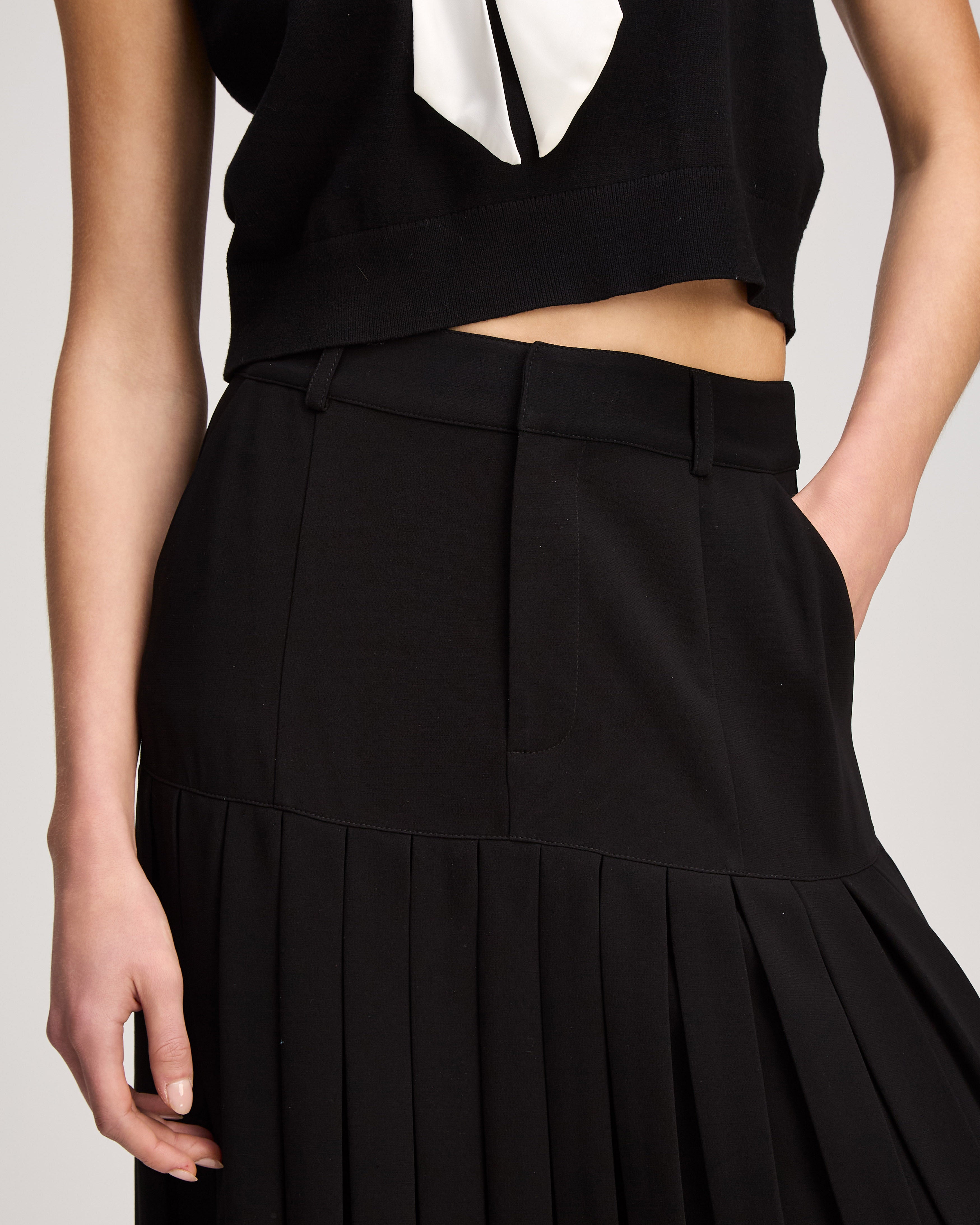 Crepe Bane Skirt – Cinq à Sept