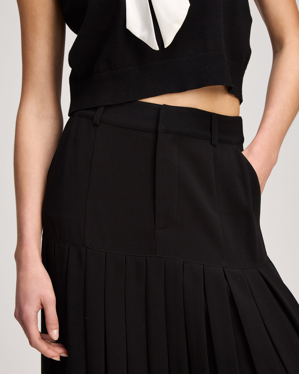 Crepe Bane Skirt