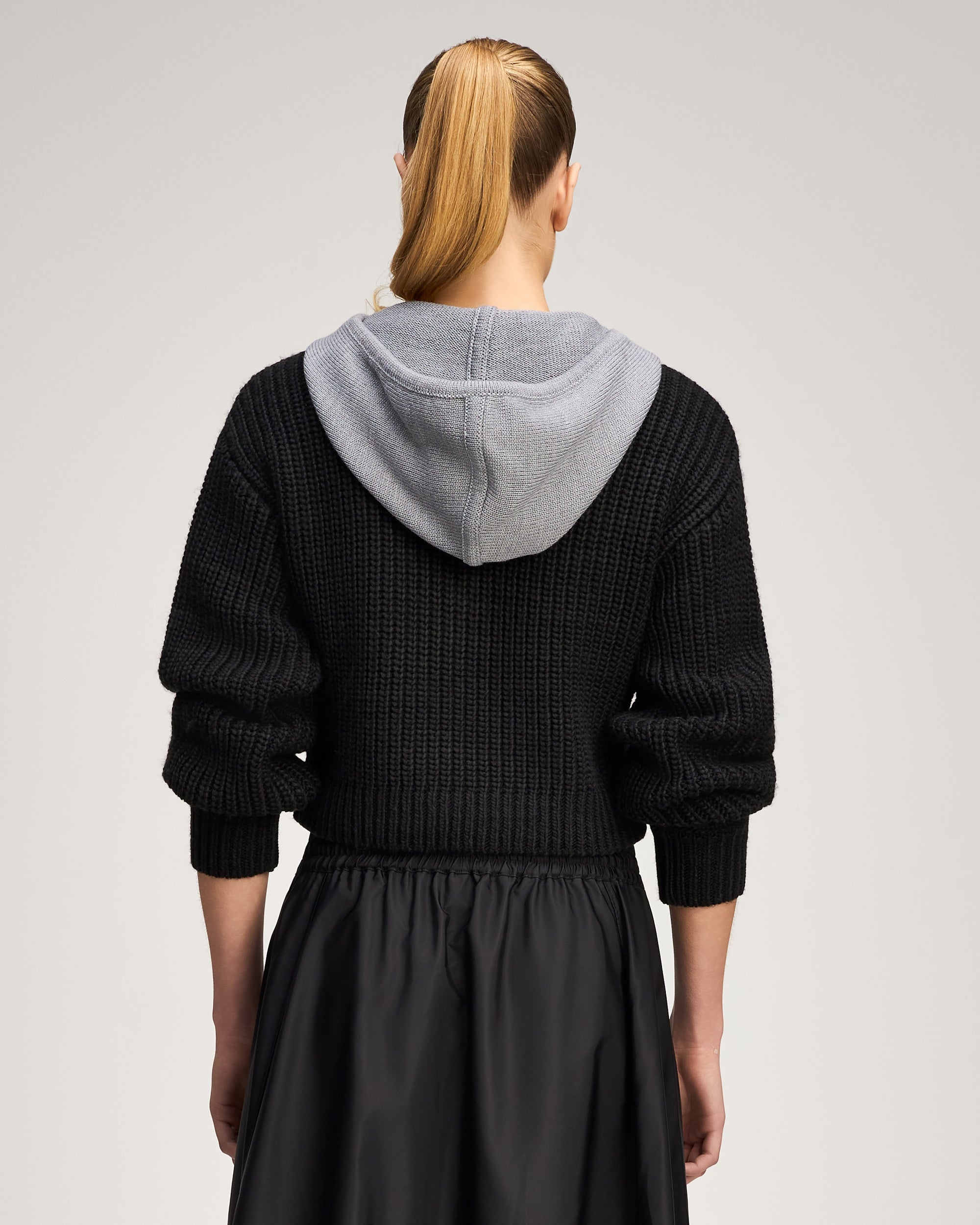 Deidre Pullover