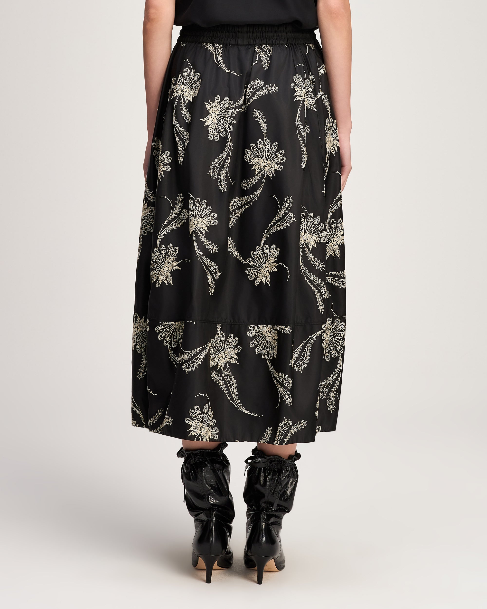 Paisley Fan Embroidered Sirani Skirt