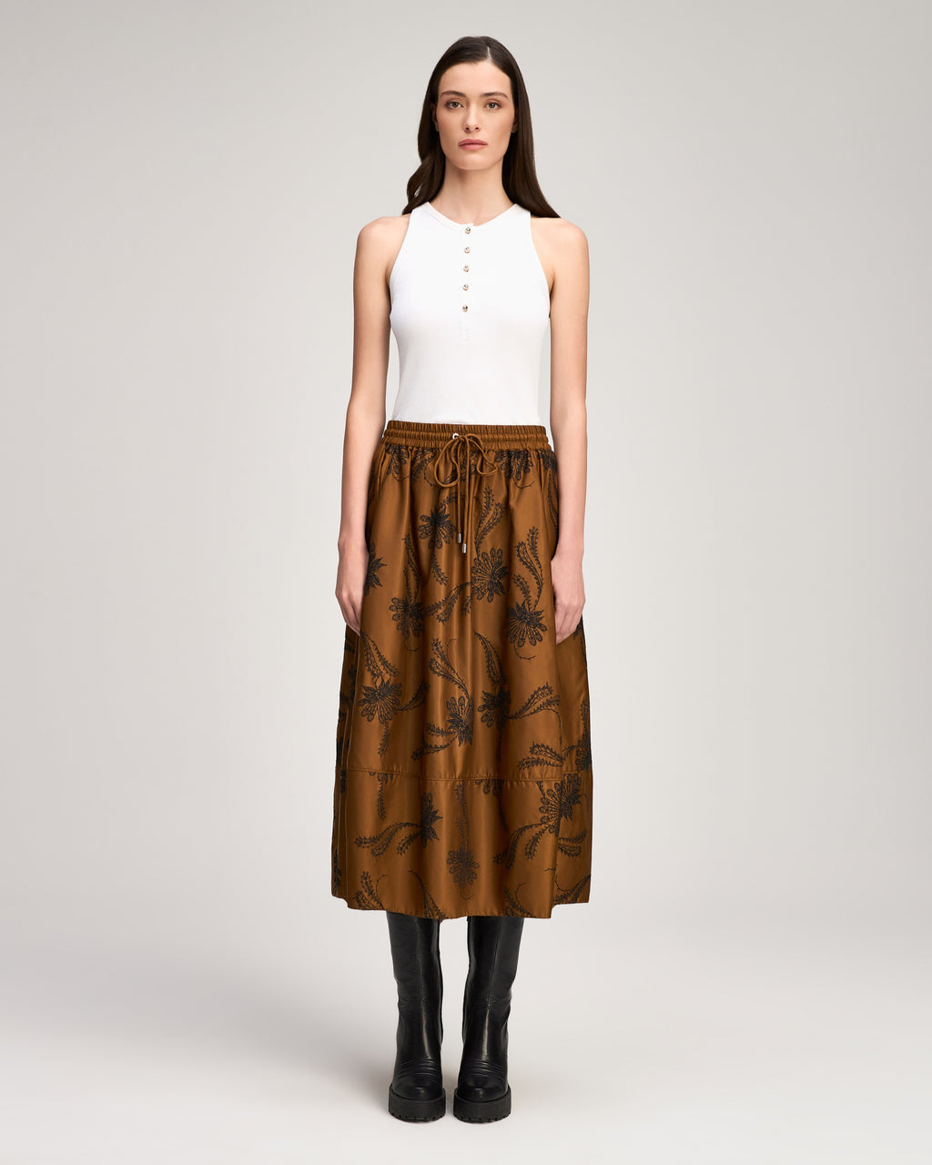 Paisley Fan Embroidered Sirani Skirt