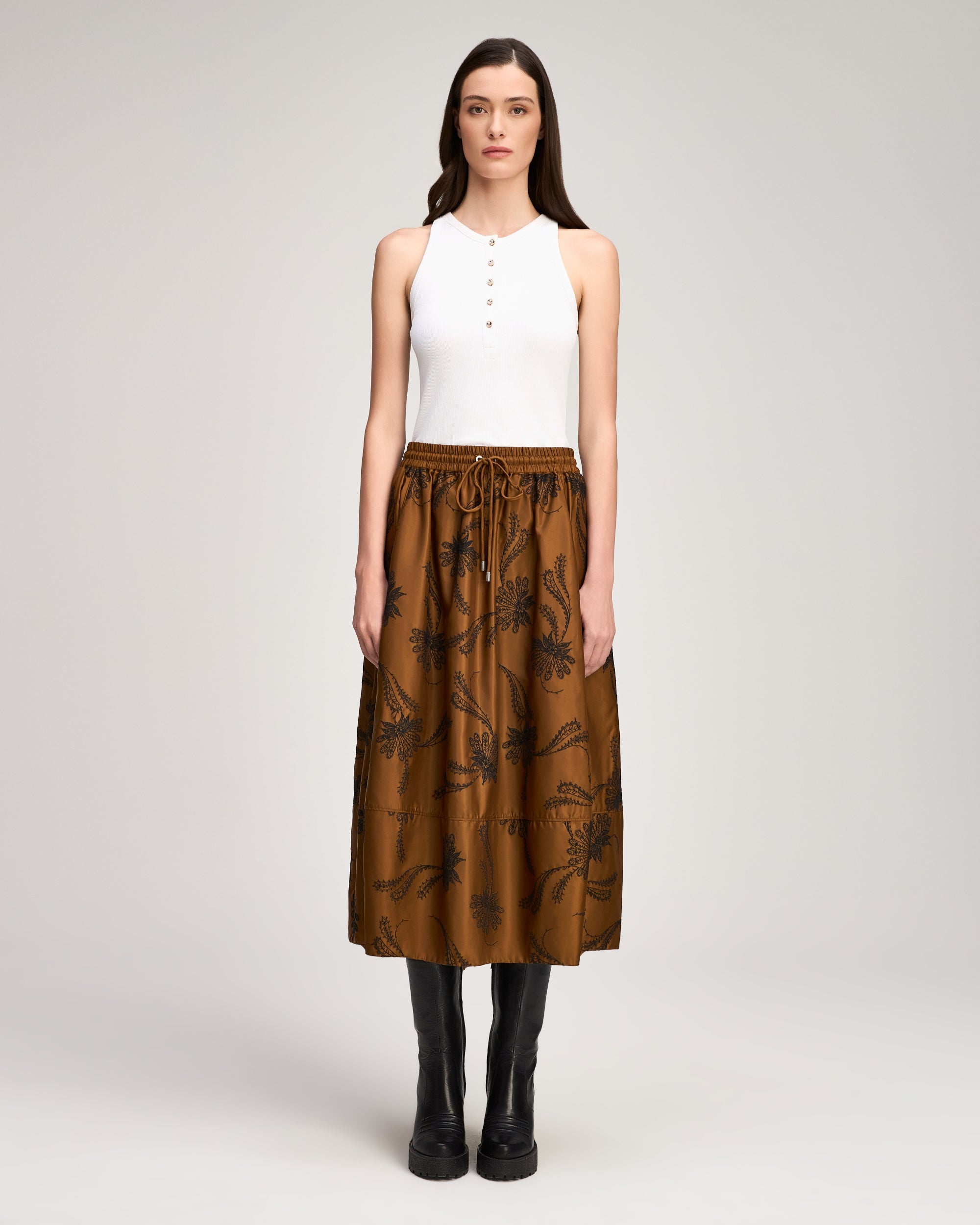 Paisley Fan Embroidered Sirani Skirt