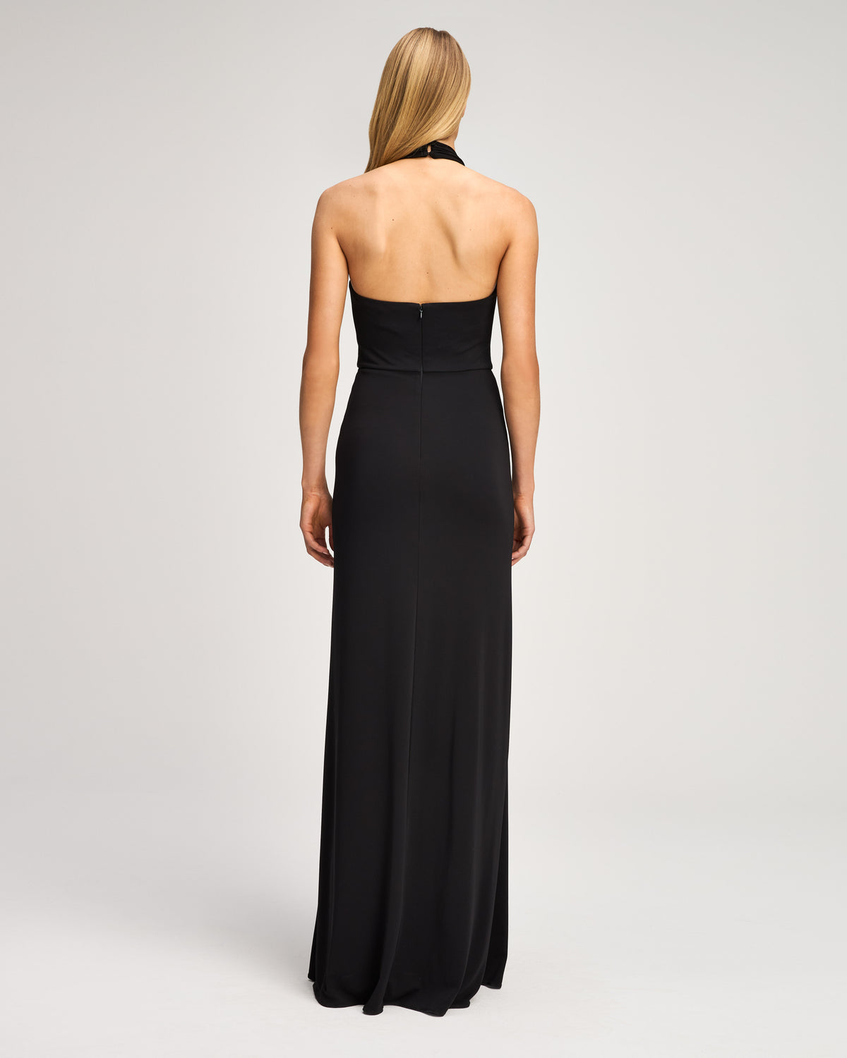 Kessan Gown