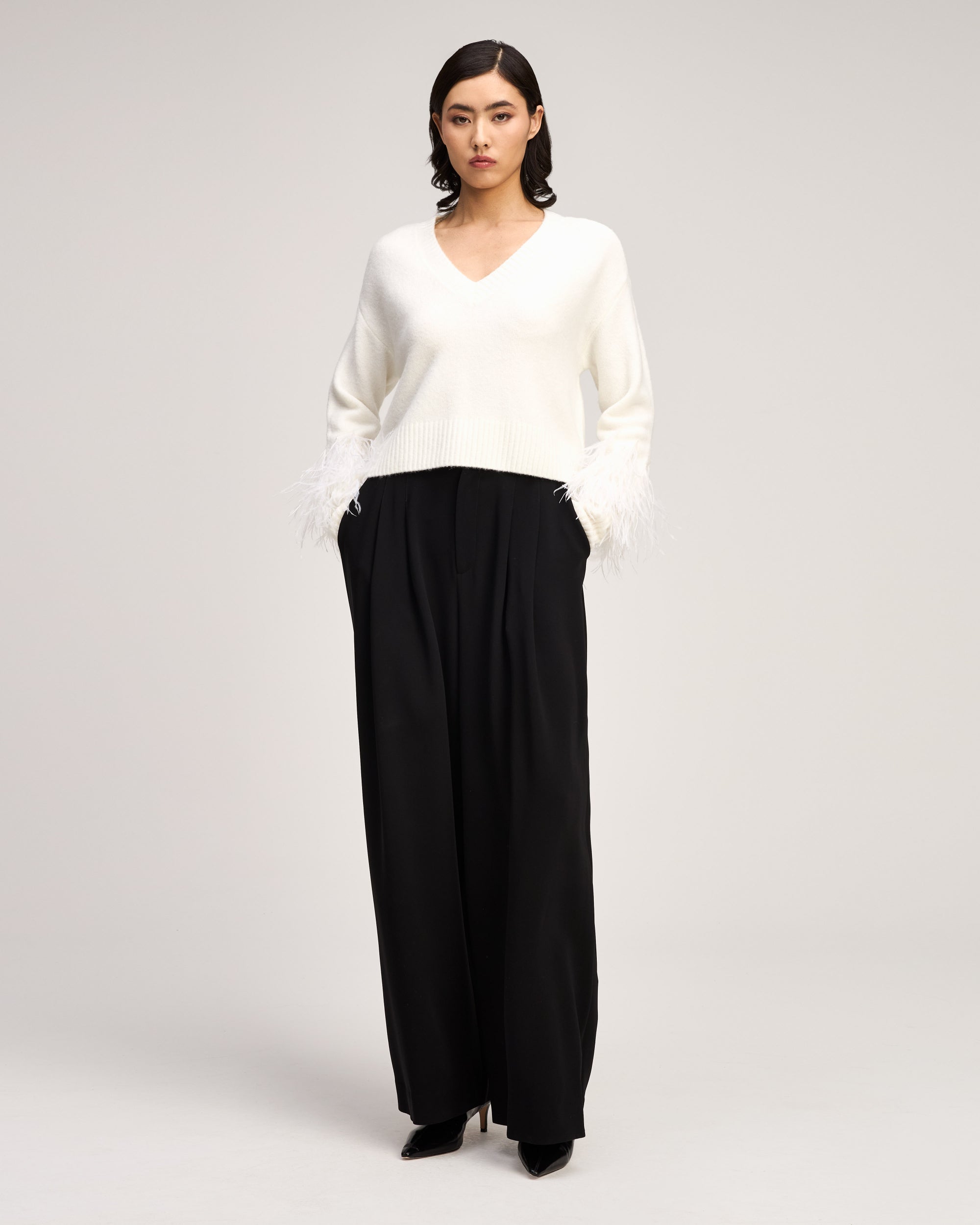Brianne Feather V Neck Pullover
