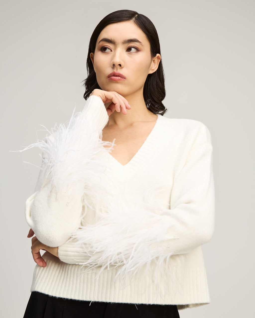 Brianne Feather V Neck Pullover