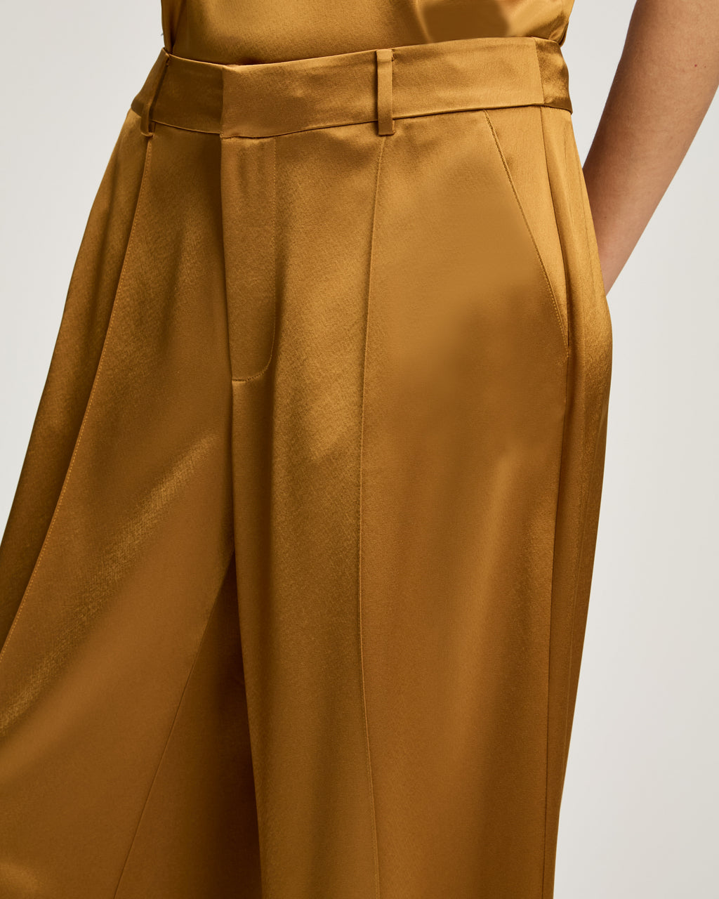 Jyn Pant