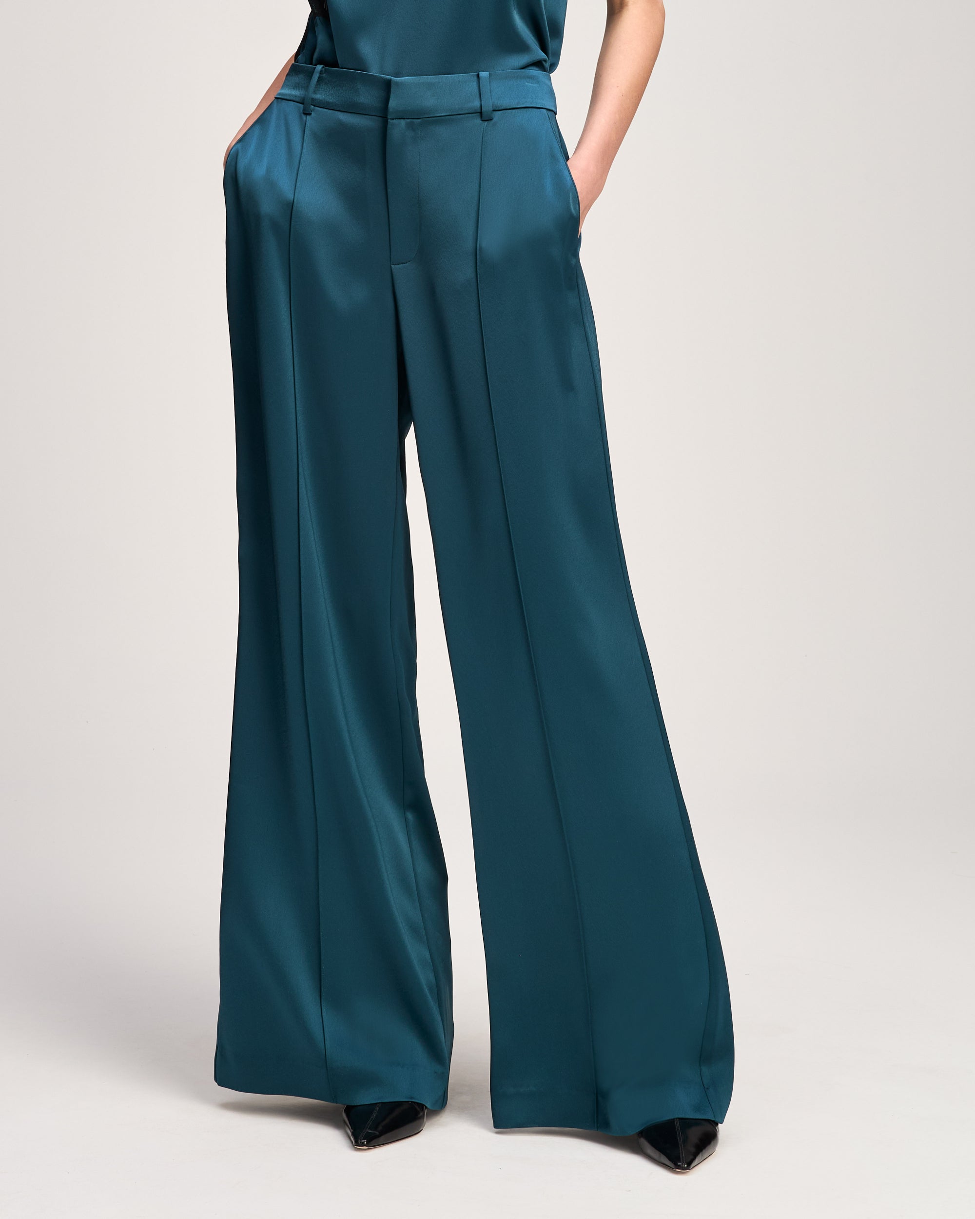 Jyn Pant