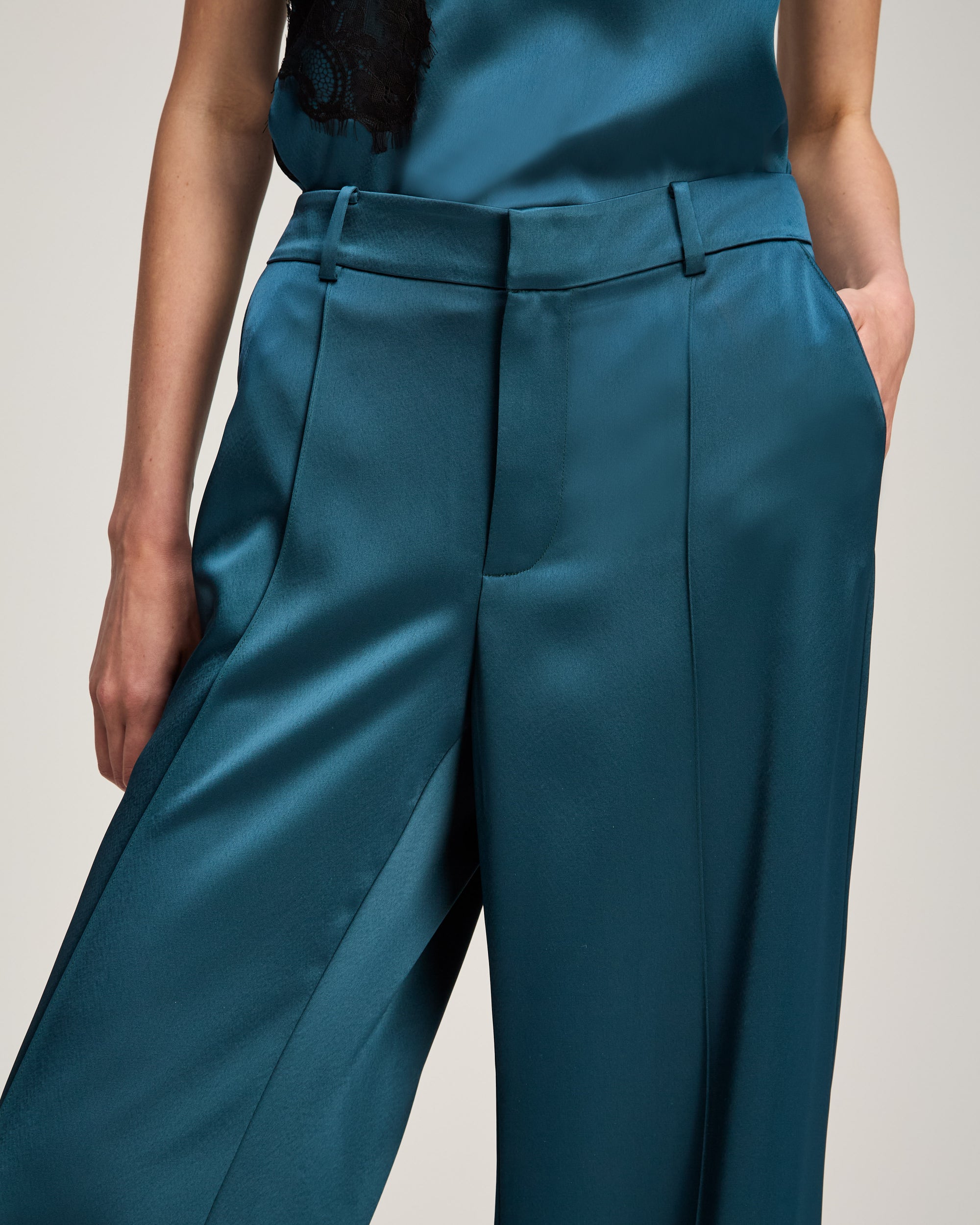 Jyn Pant