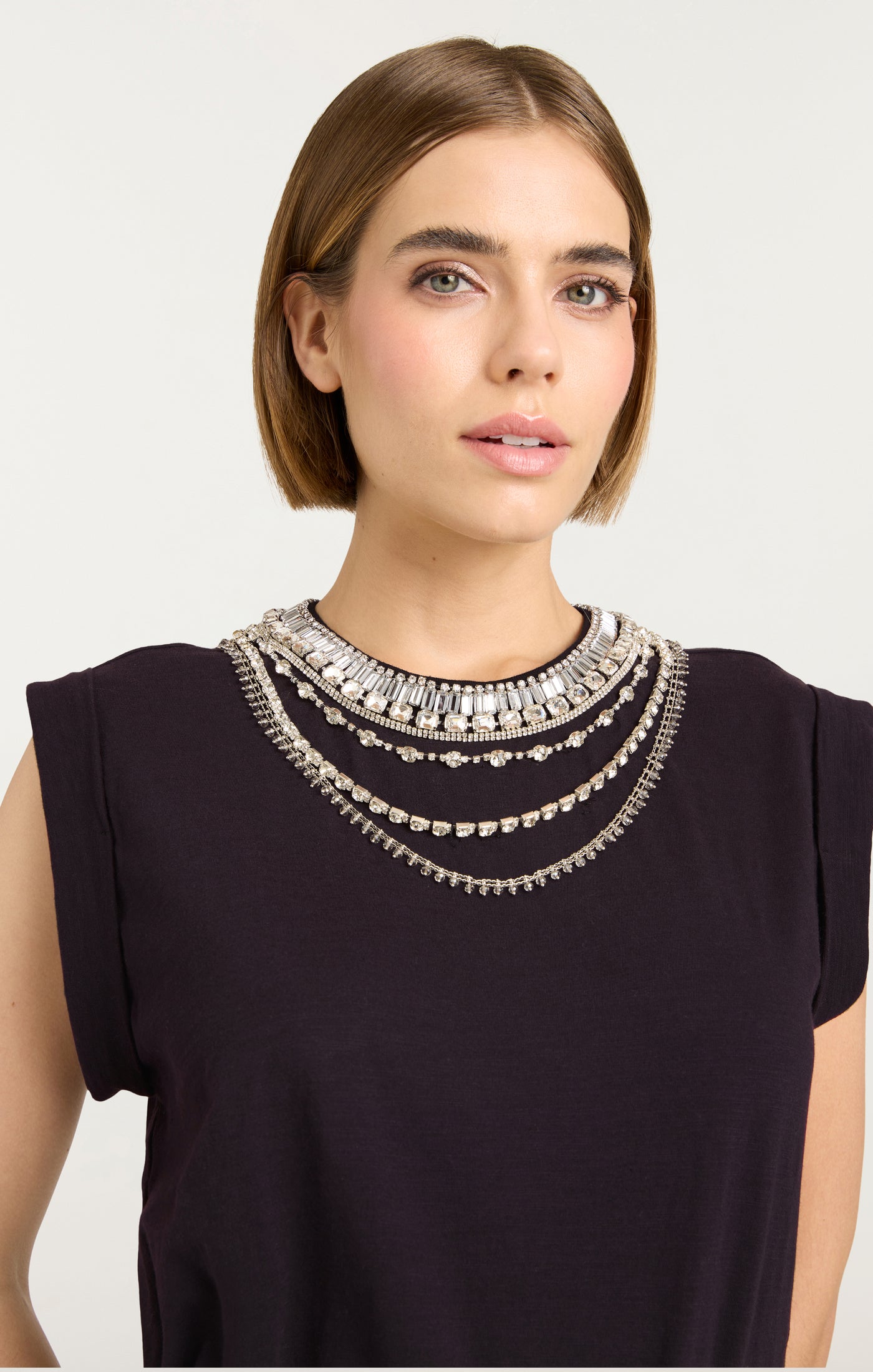 Layered Necklace Bella Tee