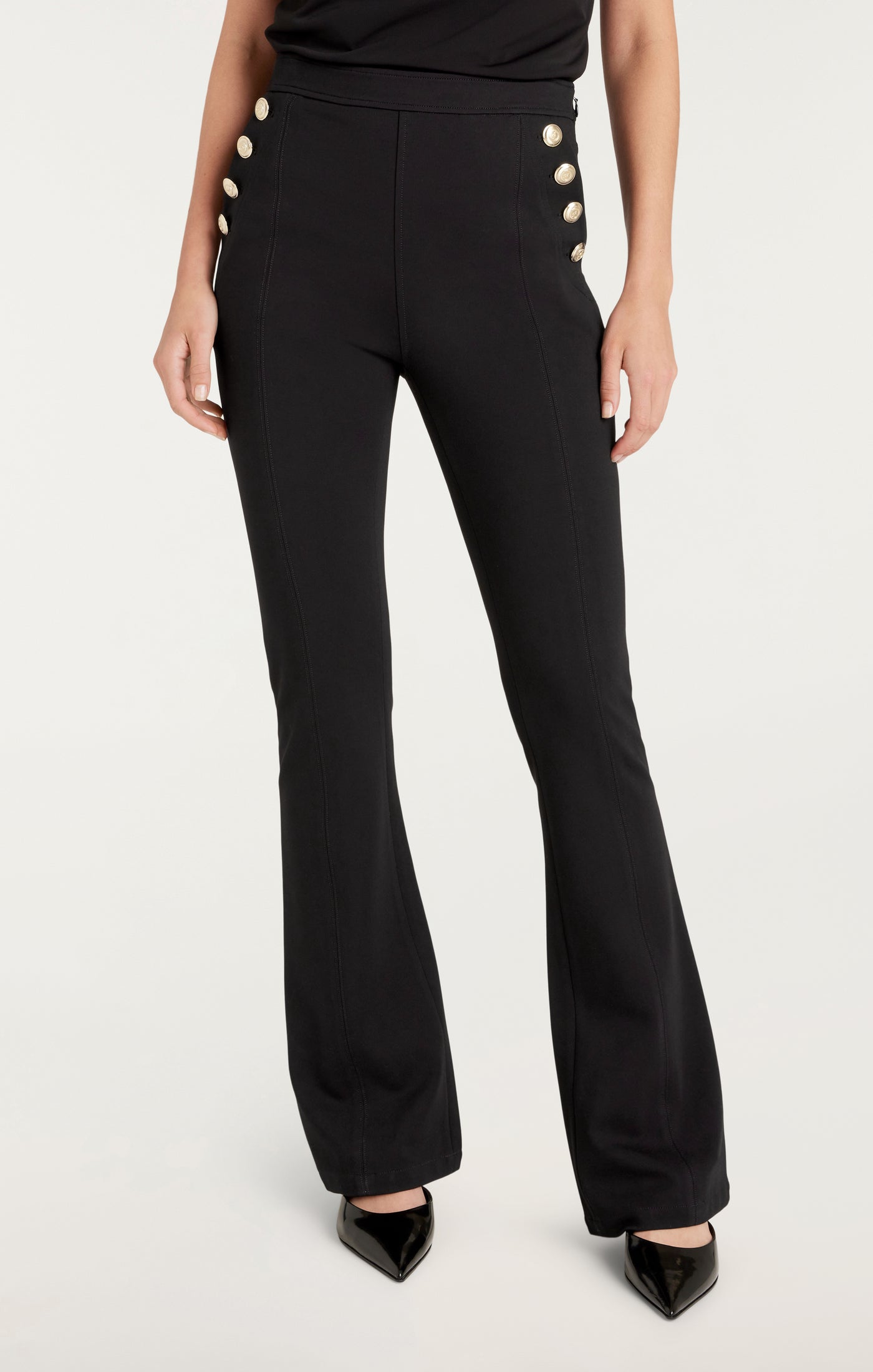 Suzette Pant