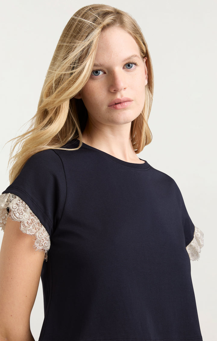 Ami Tee – Cinq à Sept