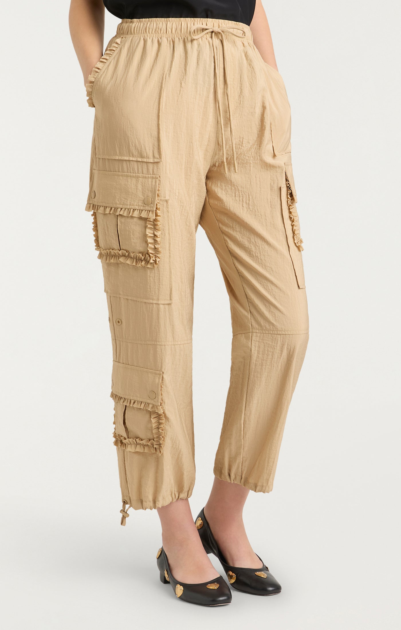 Ruffle Nitsan Parachute Pant