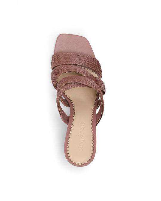 Dina Sandal