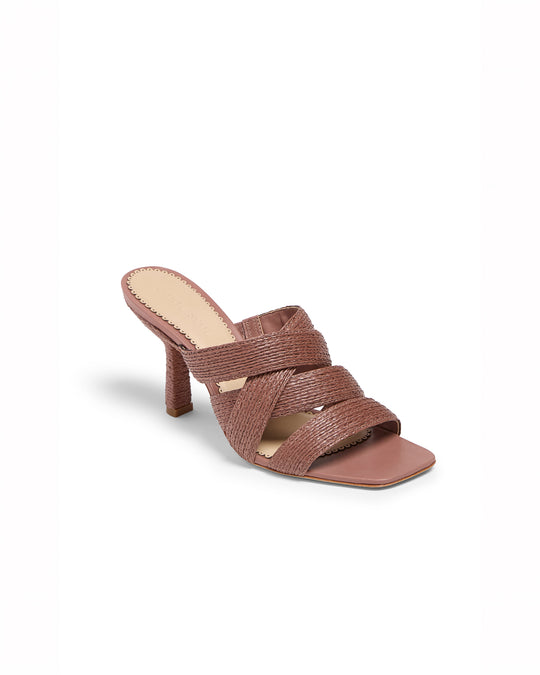 Dina Sandal
