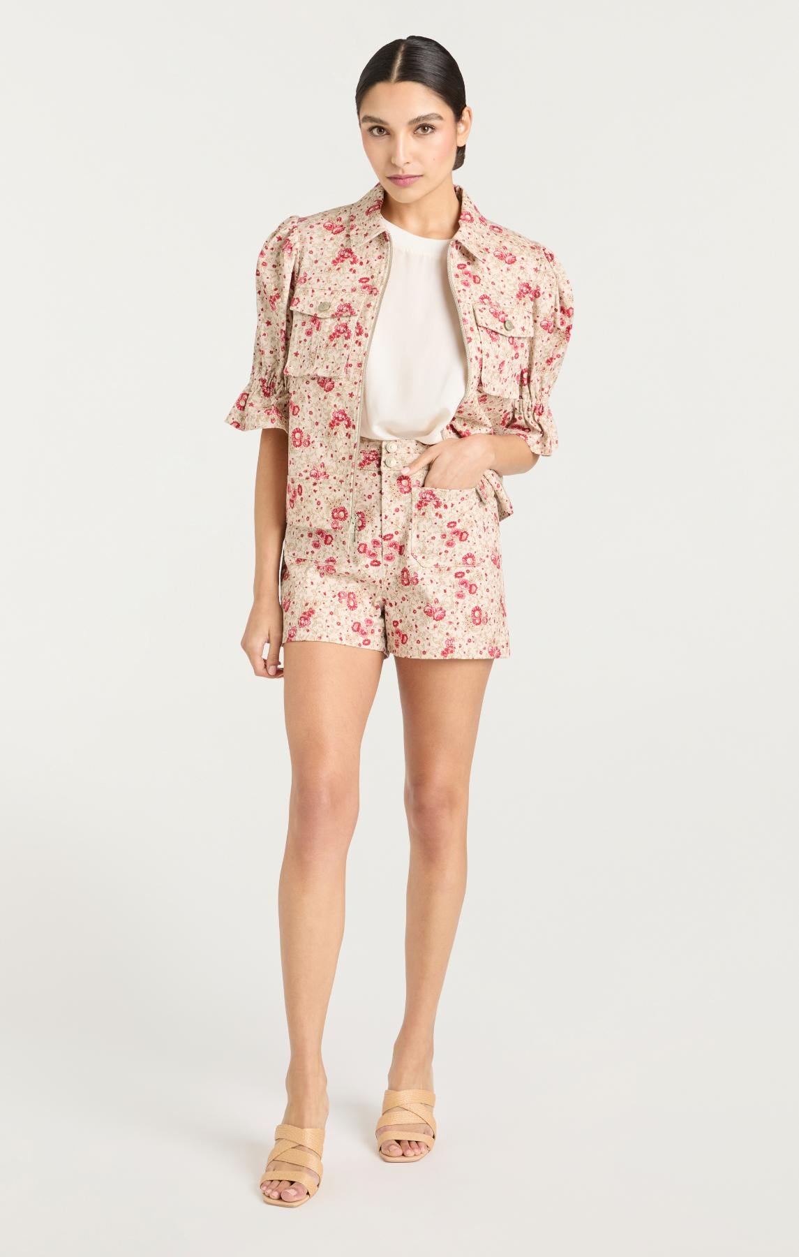 Petite Bouquet Dorothea Short
