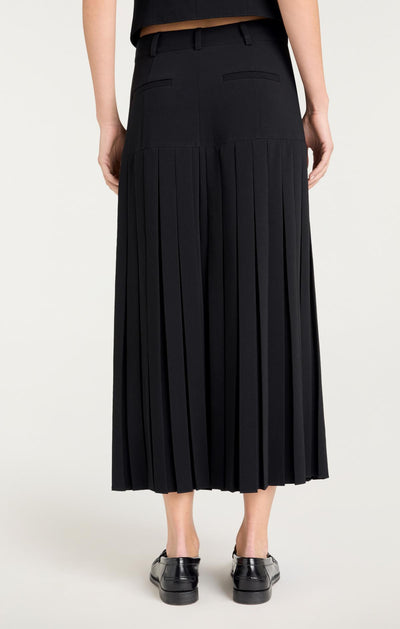 Crepe Bane Skirt