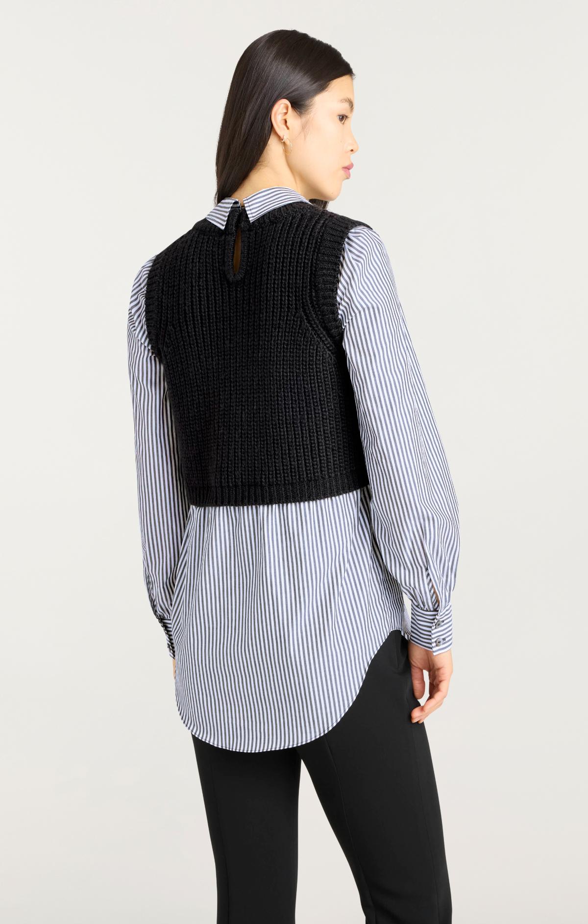 Mara Shaker Pullover
