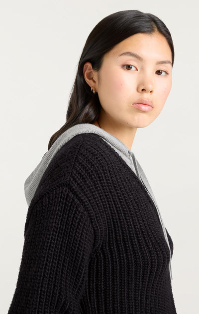 Deidre Pullover