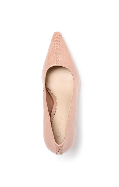 Giselle Whipstitch Pump