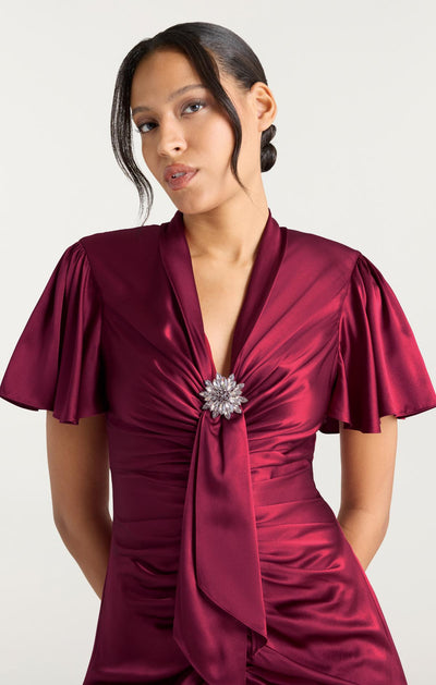 Brooch Peeta Dress