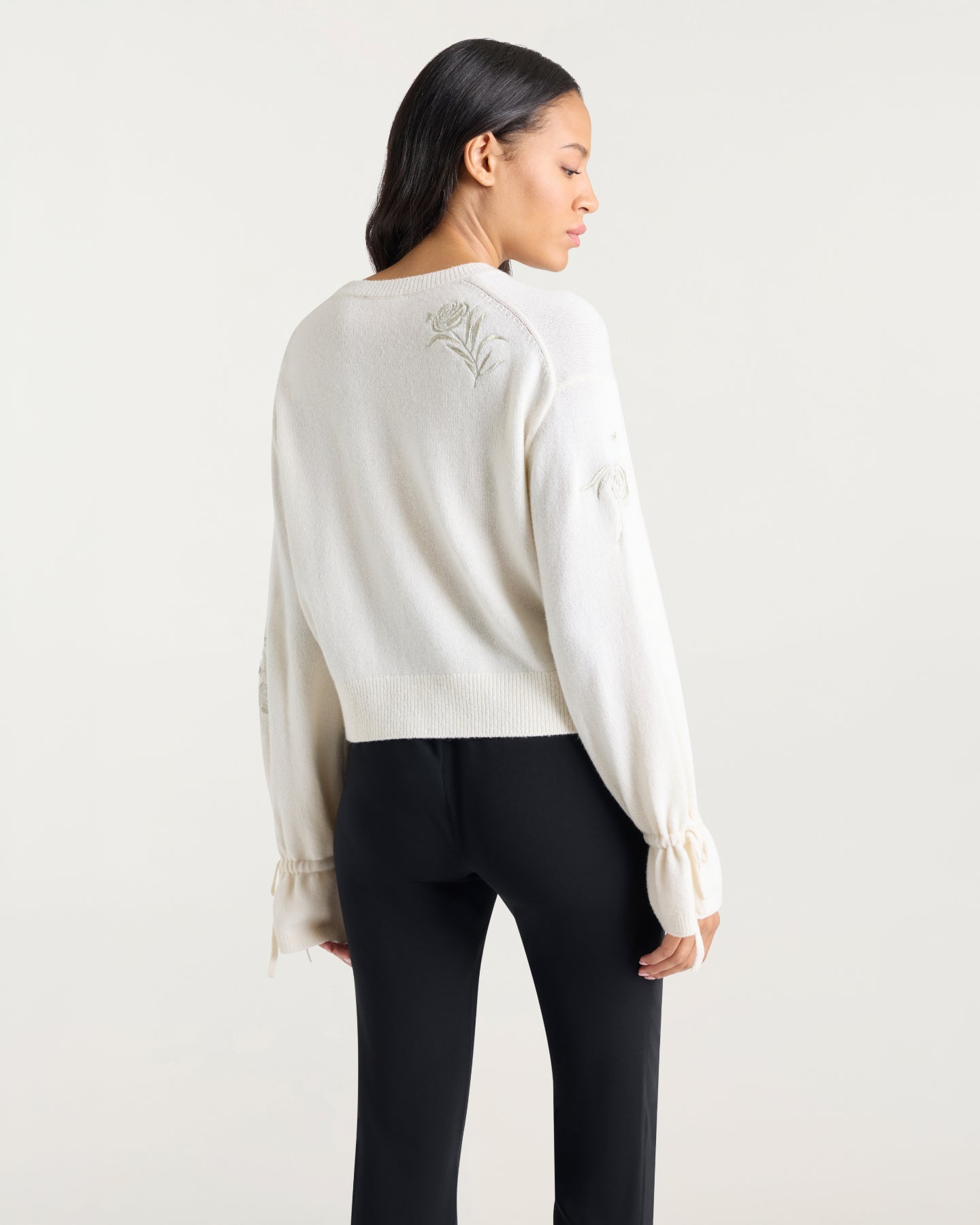 Heritage Rose Patch Tasha Pullover