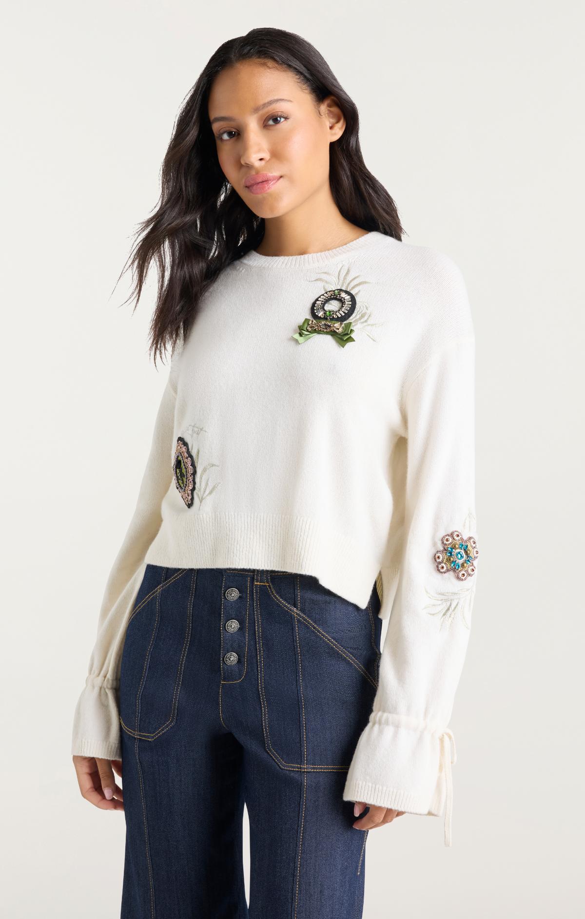 Heritage Rose Patch Tasha Pullover