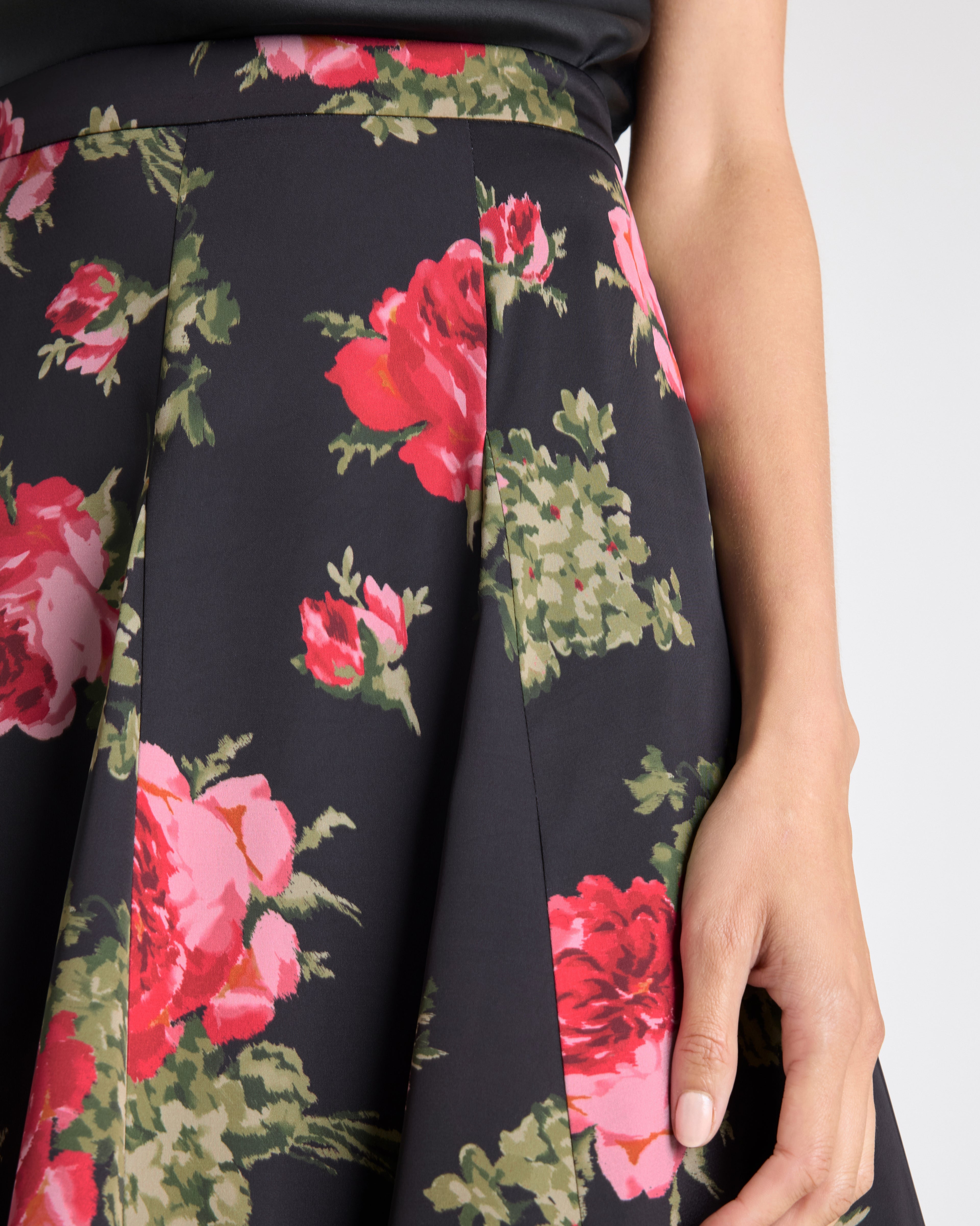 Baroque Roses Hilda Skirt