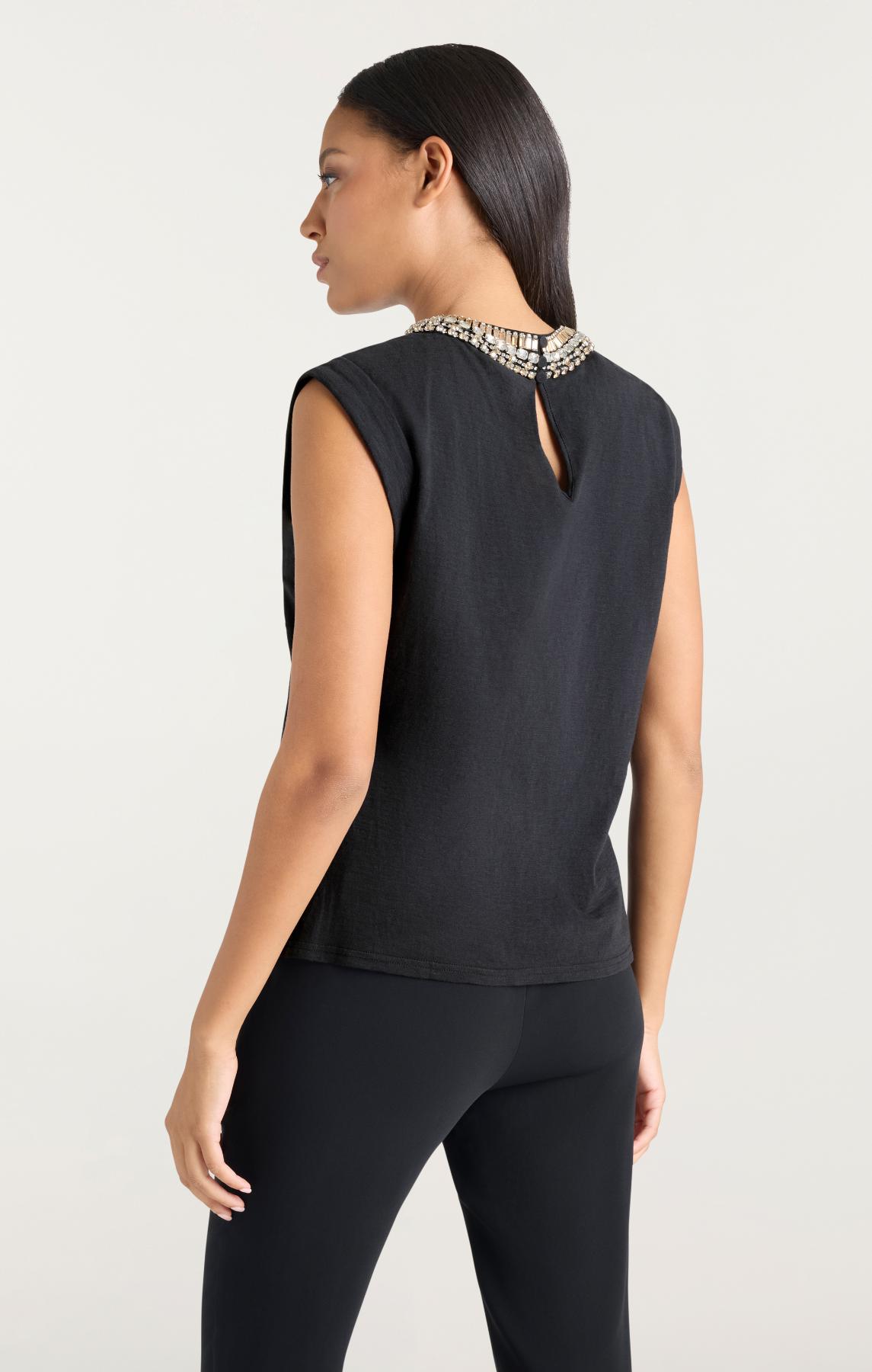 Layered Necklace Bella Tee