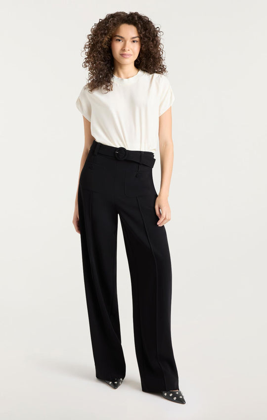 Renea Pant