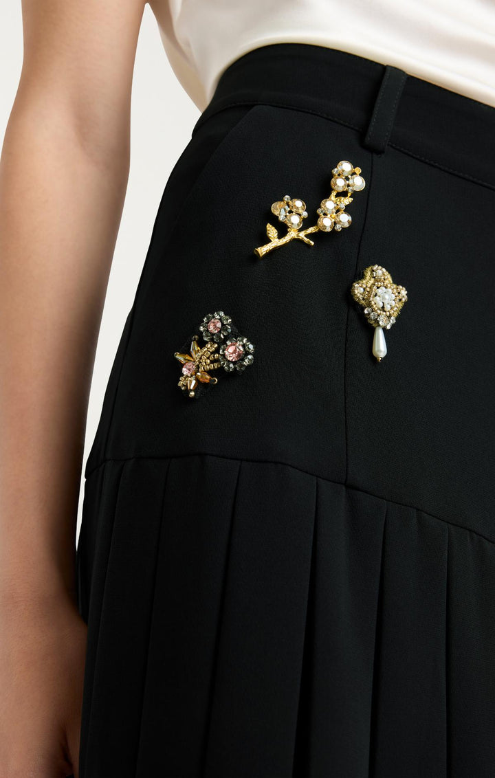 Gold Brooches Mini Bane Skirt – Cinq à Sept