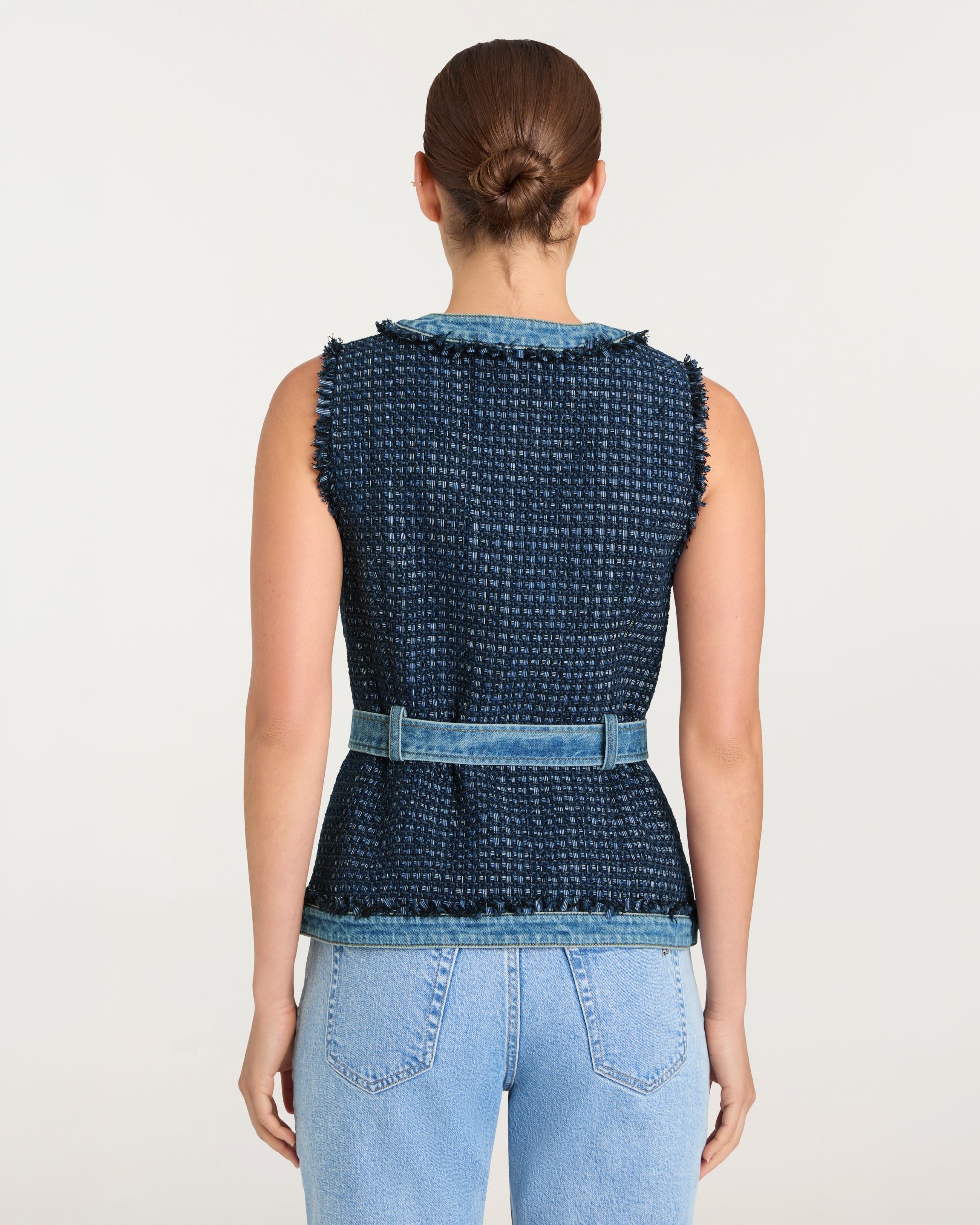 Joans Vest