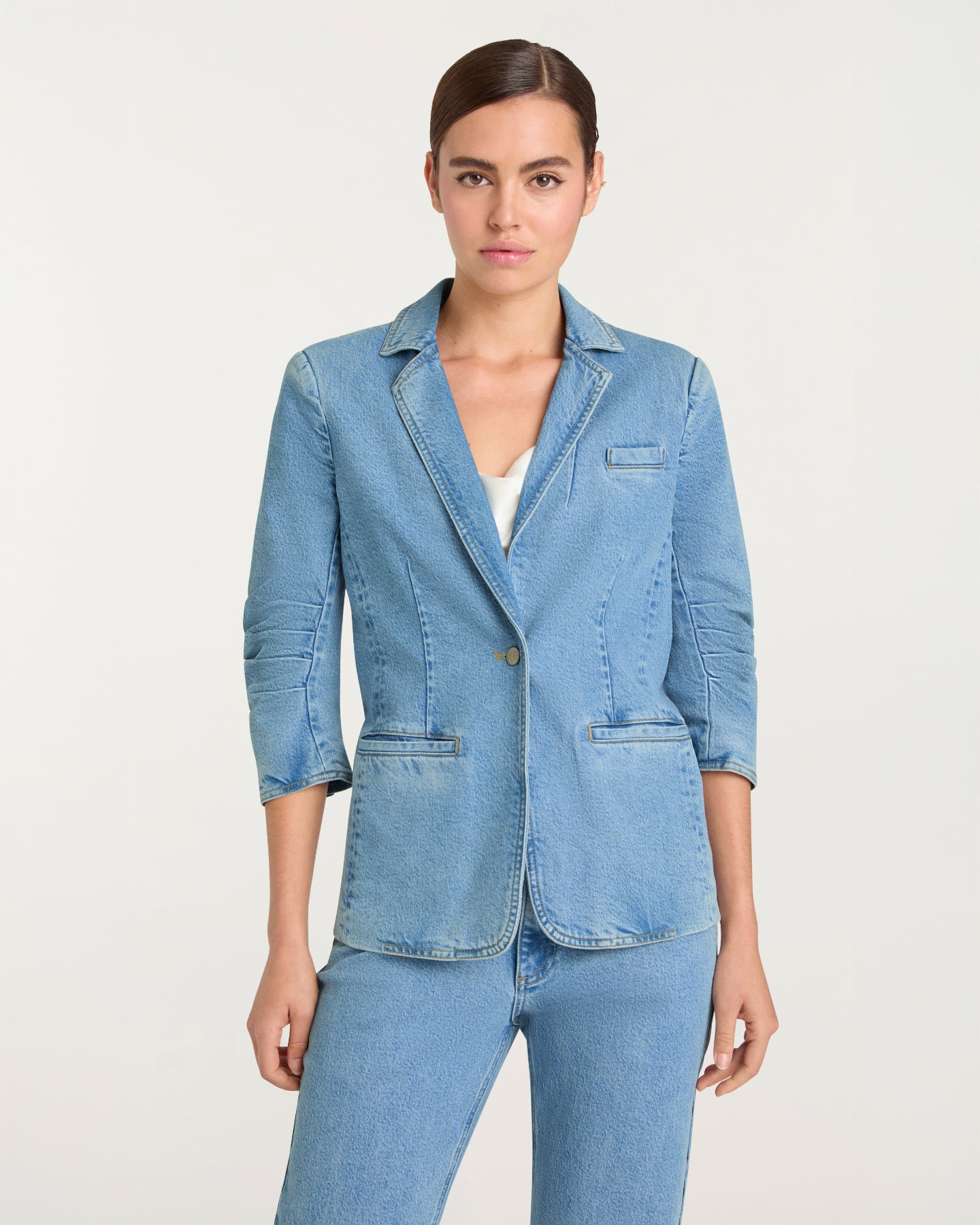 Khloe Jean Blazer – Cinq à Sept