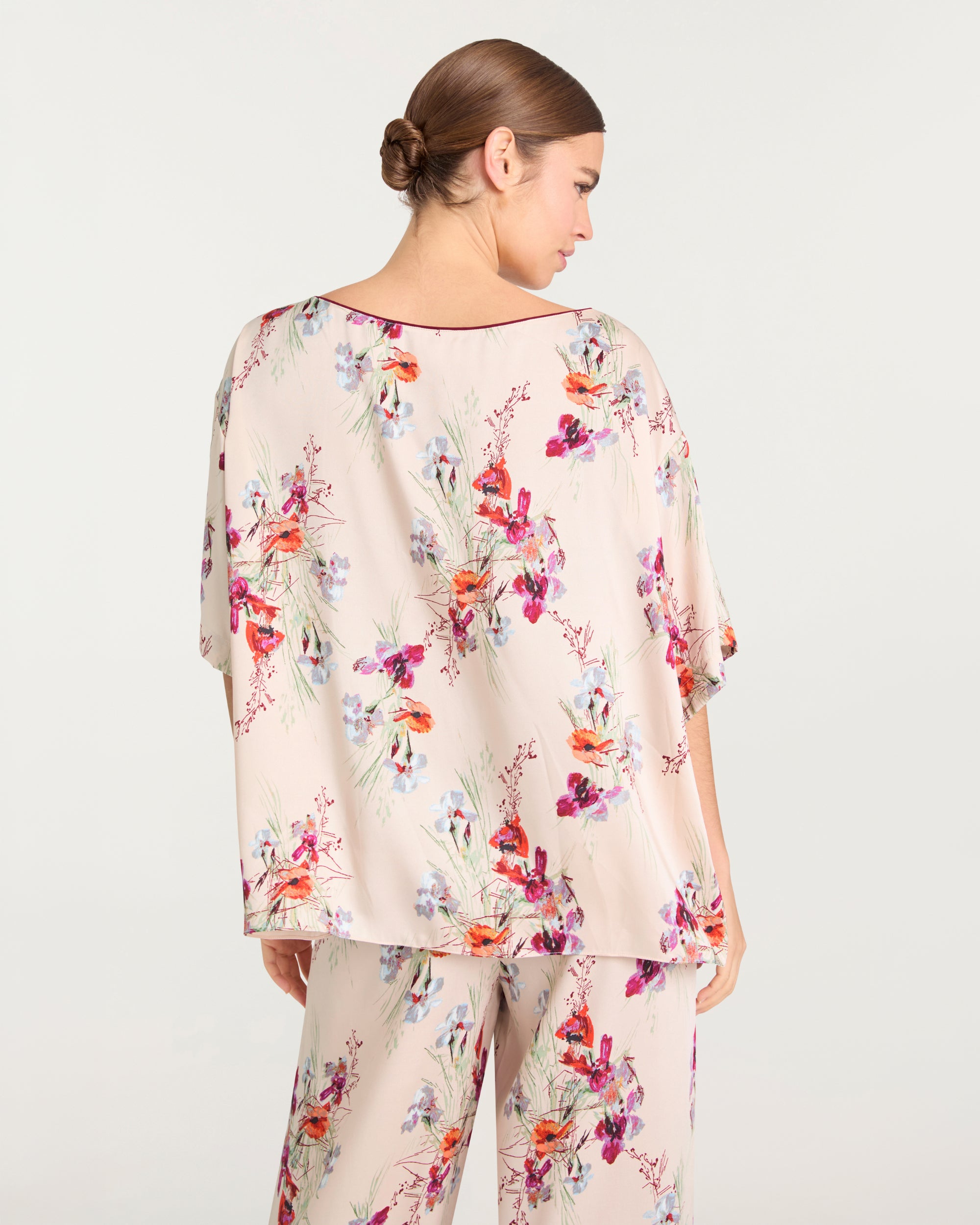 Iris Bouquet Alba Top