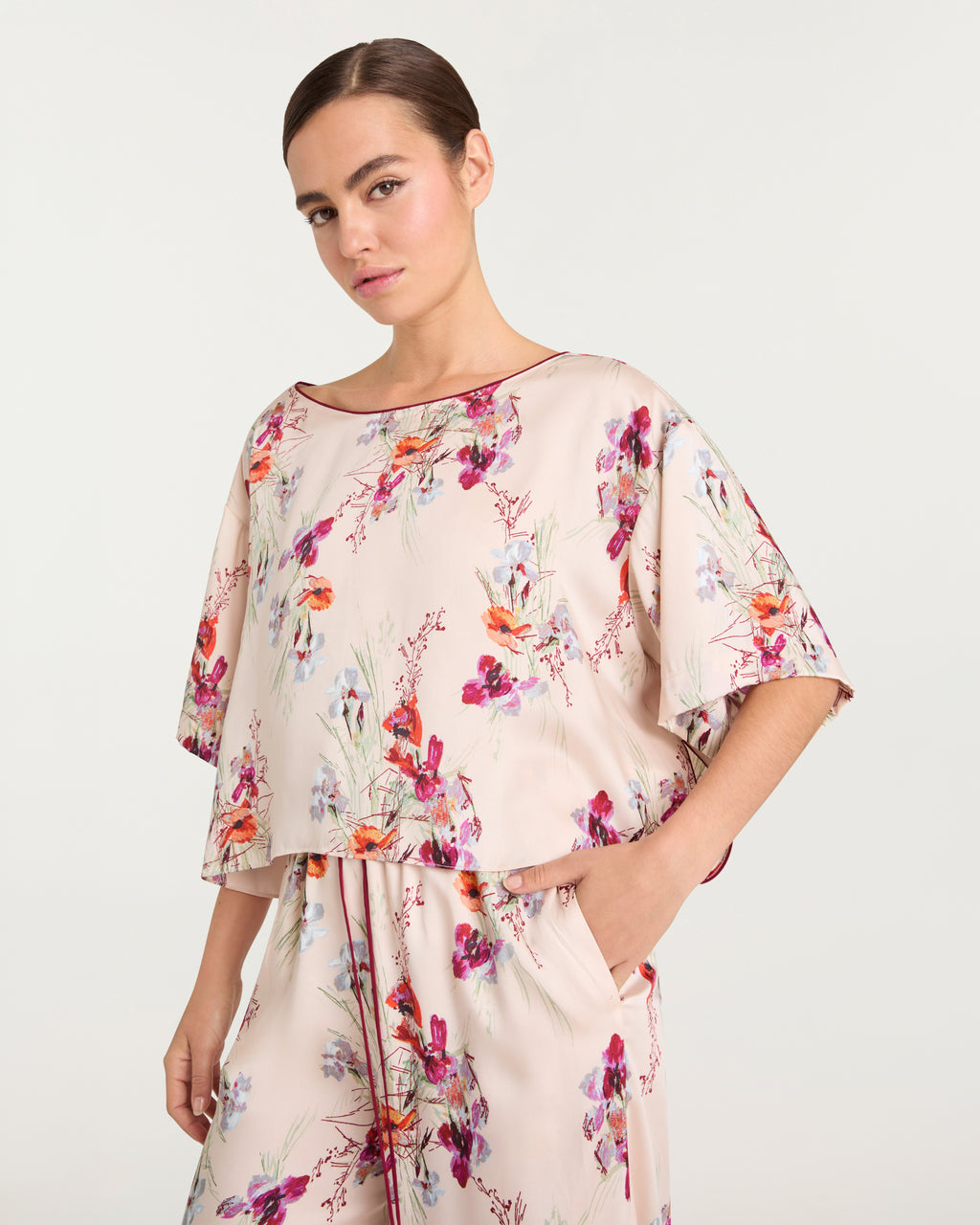 Iris Bouquet Alba Top