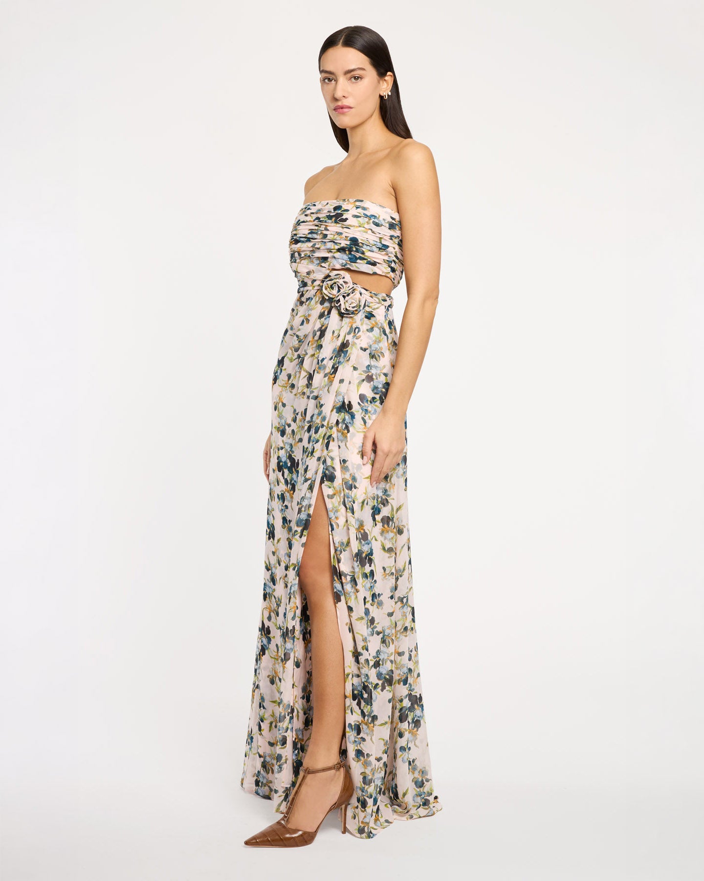 Trailing Iris Magy Gown