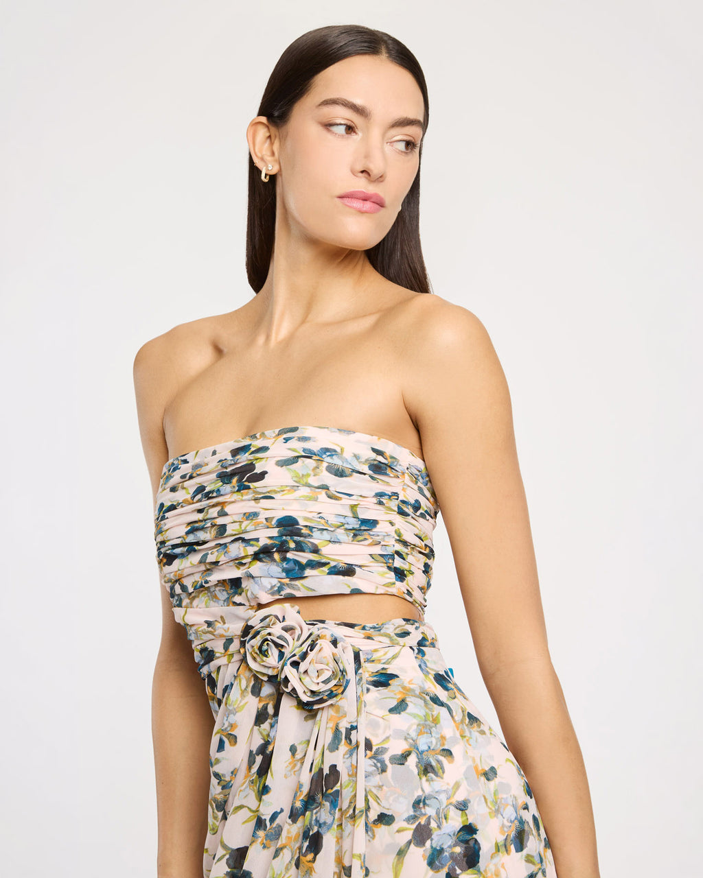 Trailing Iris Magy Gown