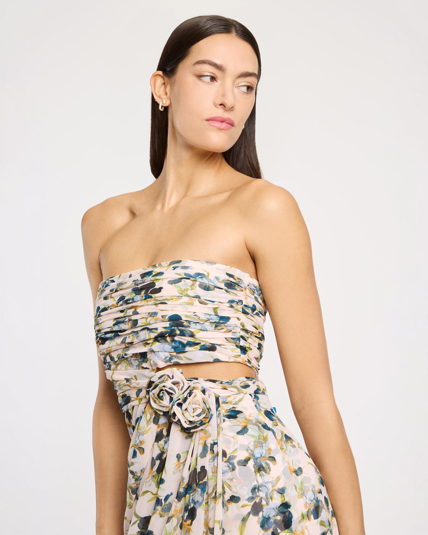Trailing Iris Magy Gown