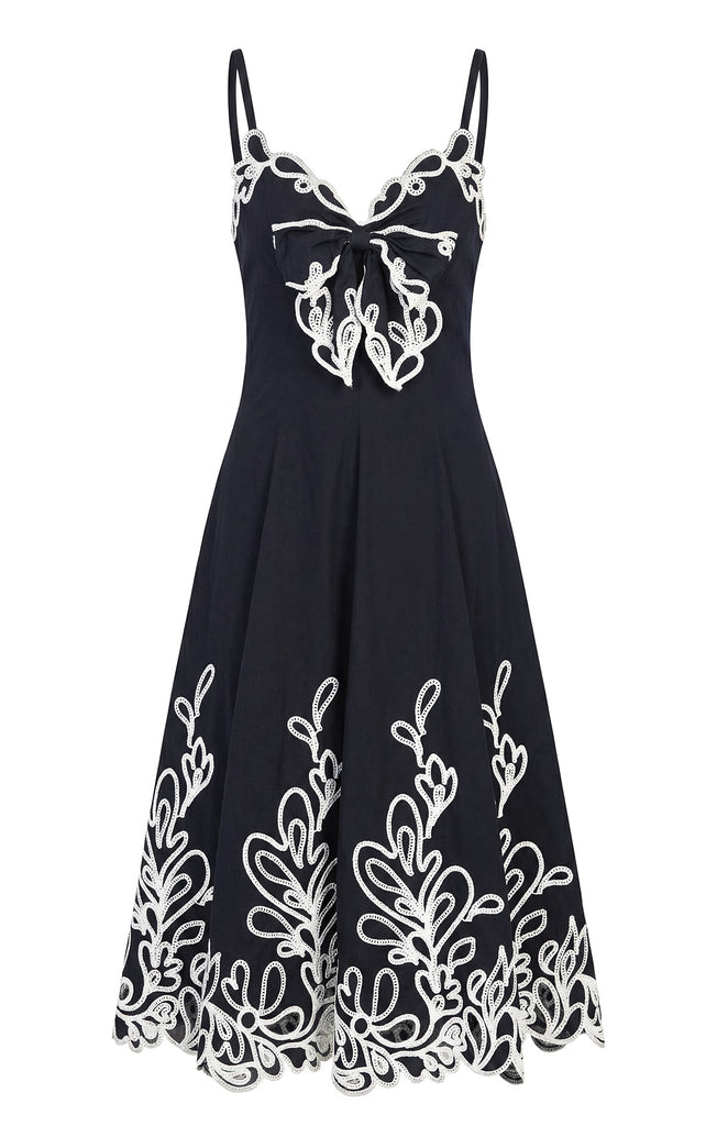 Paisley Bloom Embroidered Dama Dress – Cinq à Sept