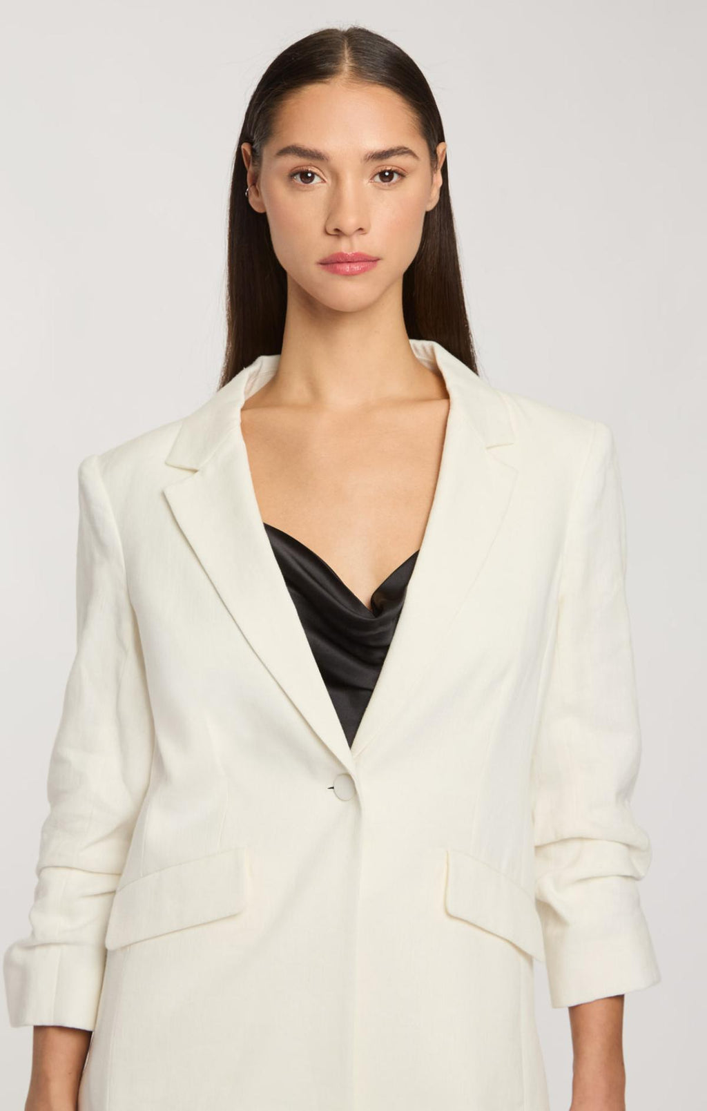 Linen Suiting Kylie Blazer