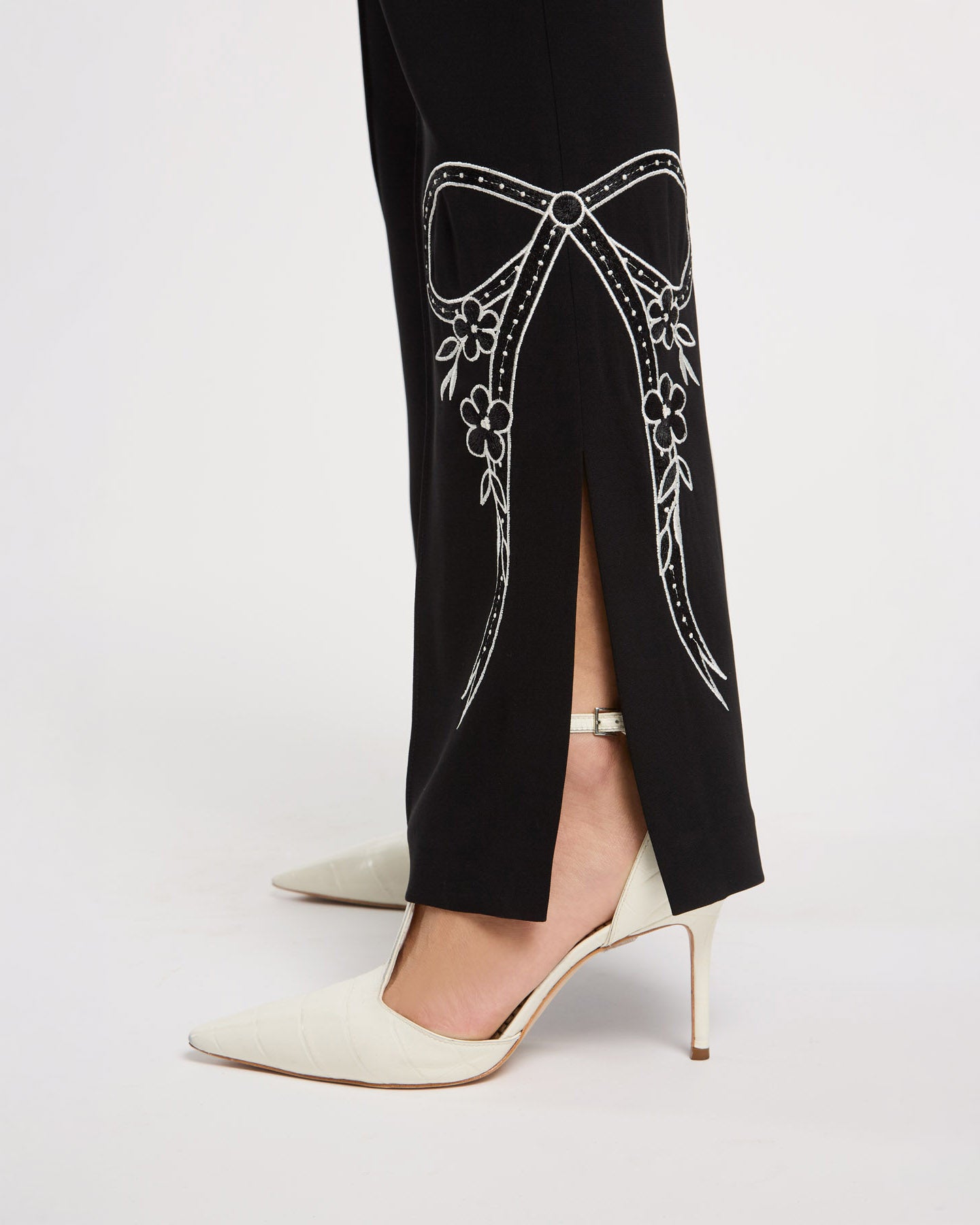Cascading Ribbon Abeline Pant – Cinq à Sept