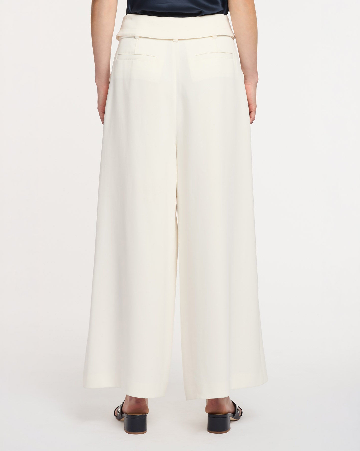 Lorena Pant