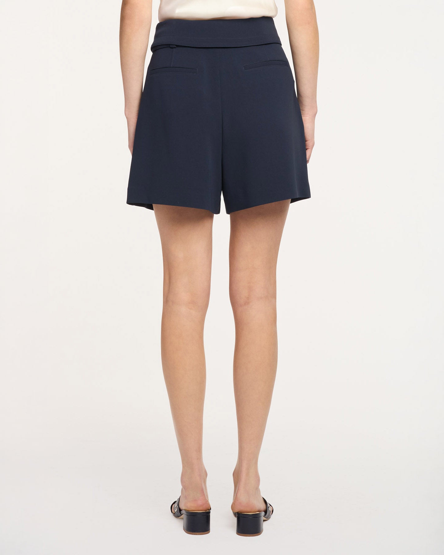 Lorena Short