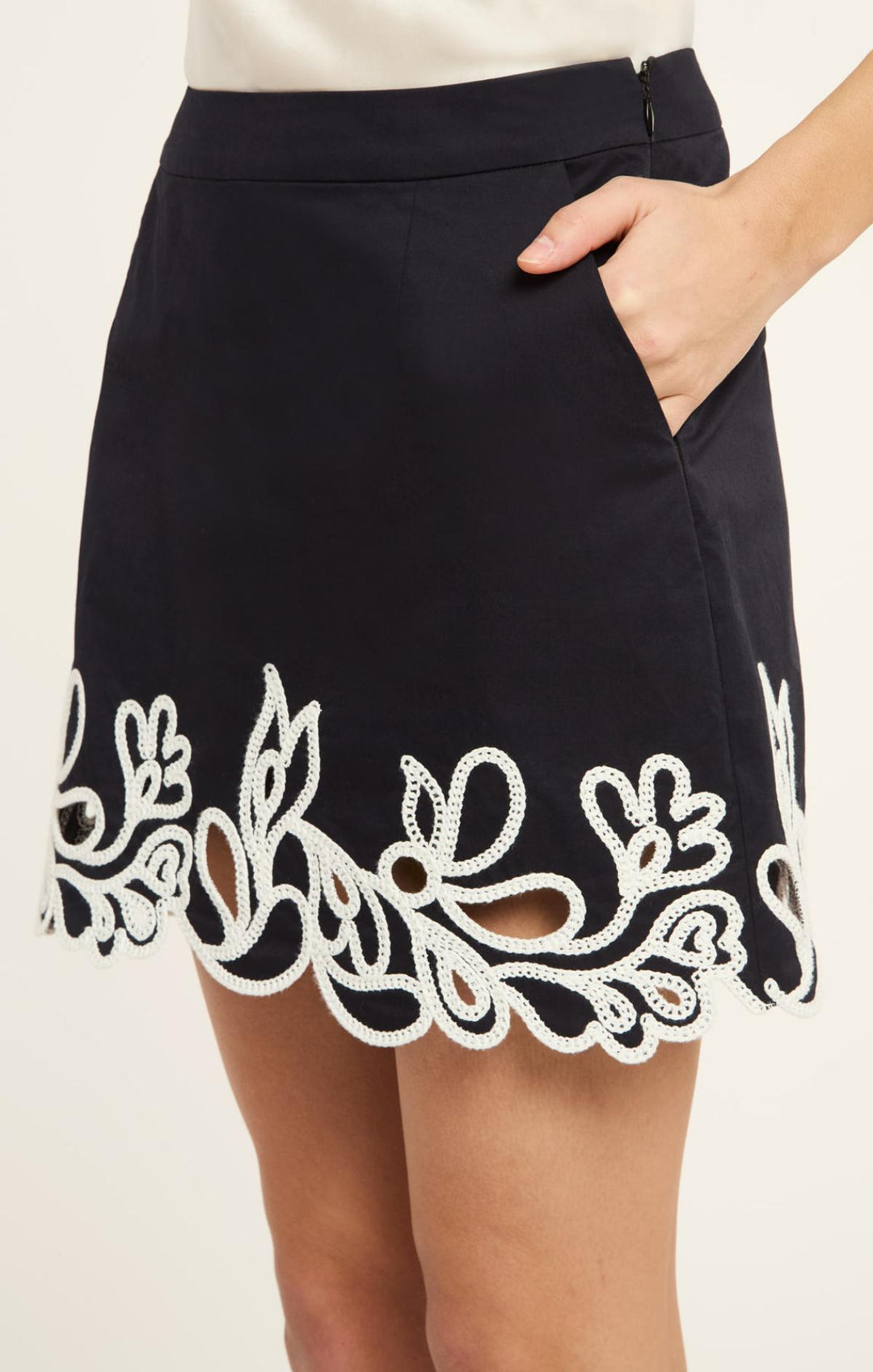 Paisley Bloom Embroidered Bonnie Skort – Cinq à Sept