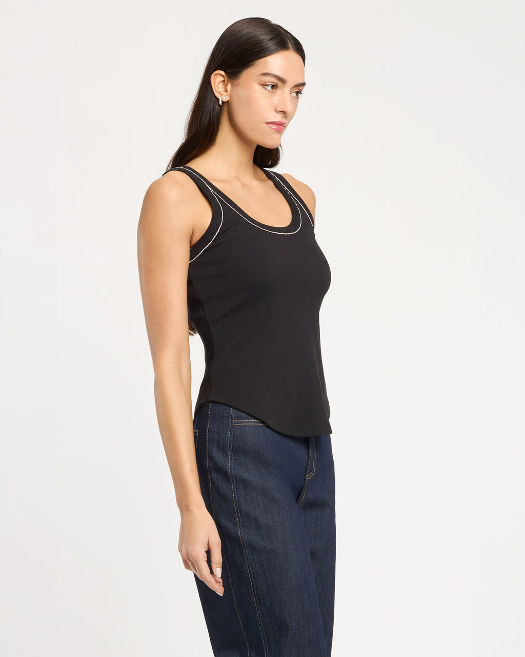 Quenta Tank