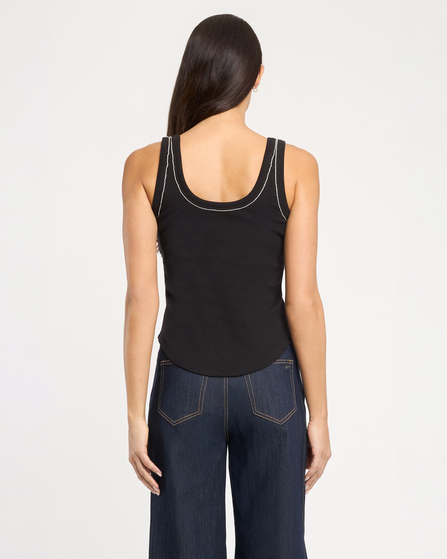 Quenta Tank