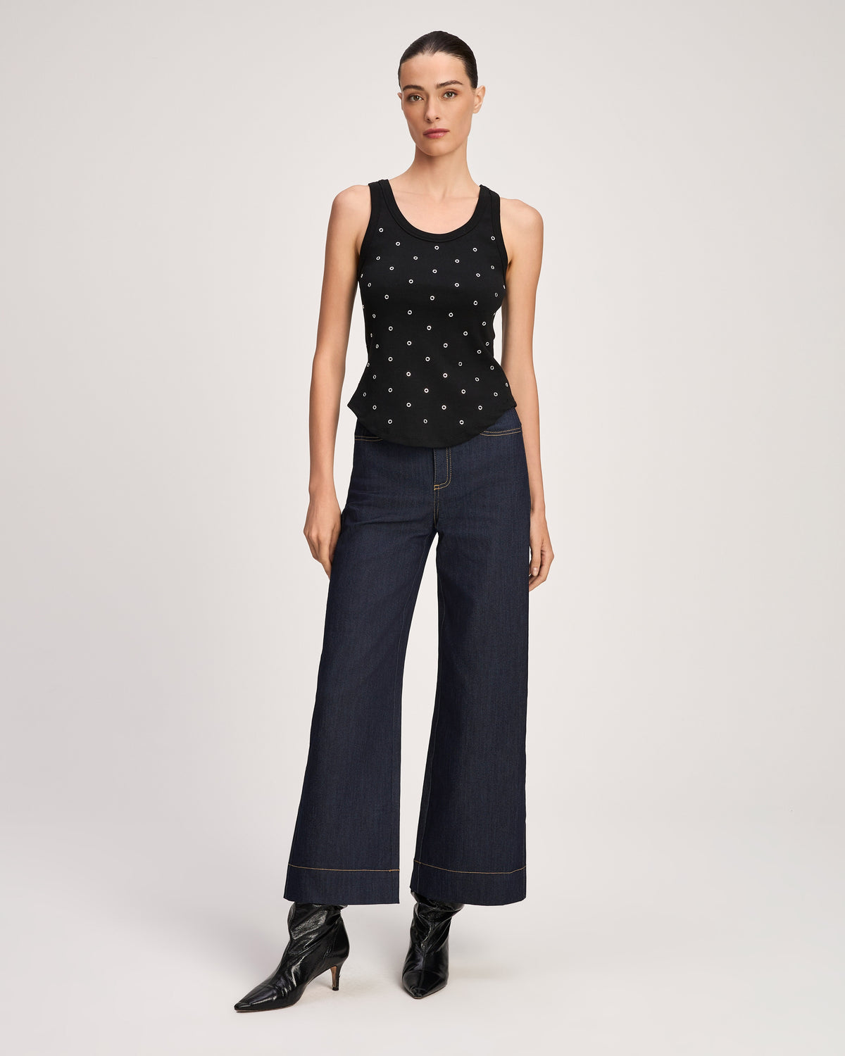 Grommet Quenta Tank